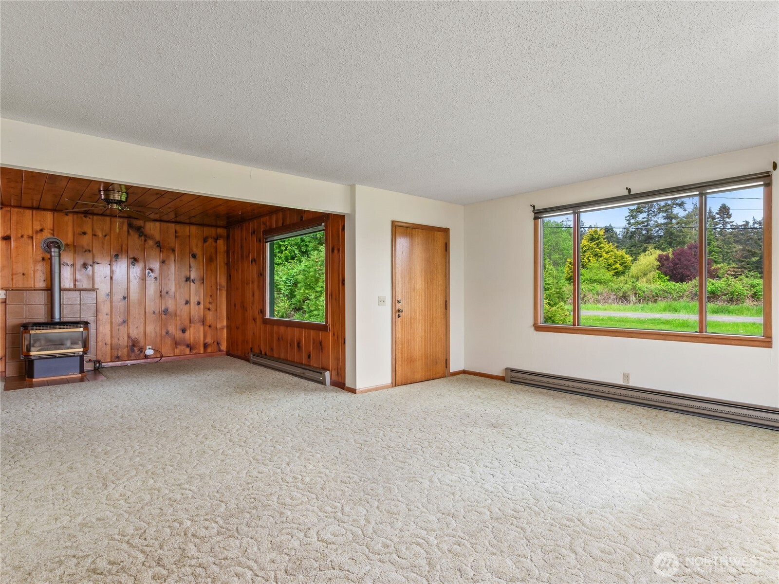 839 49th Street Property Photo 6