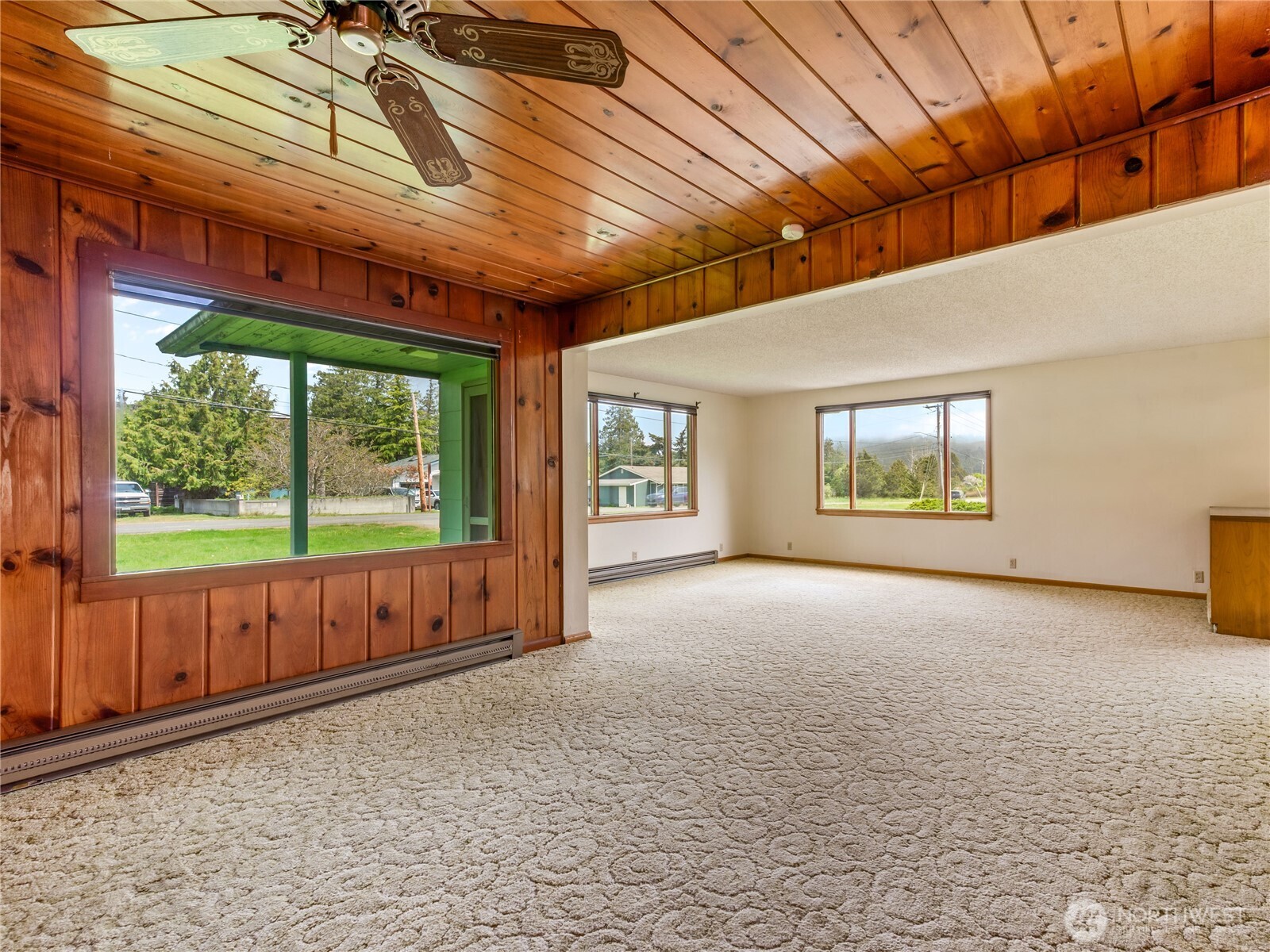 839 49th Street Property Photo 7