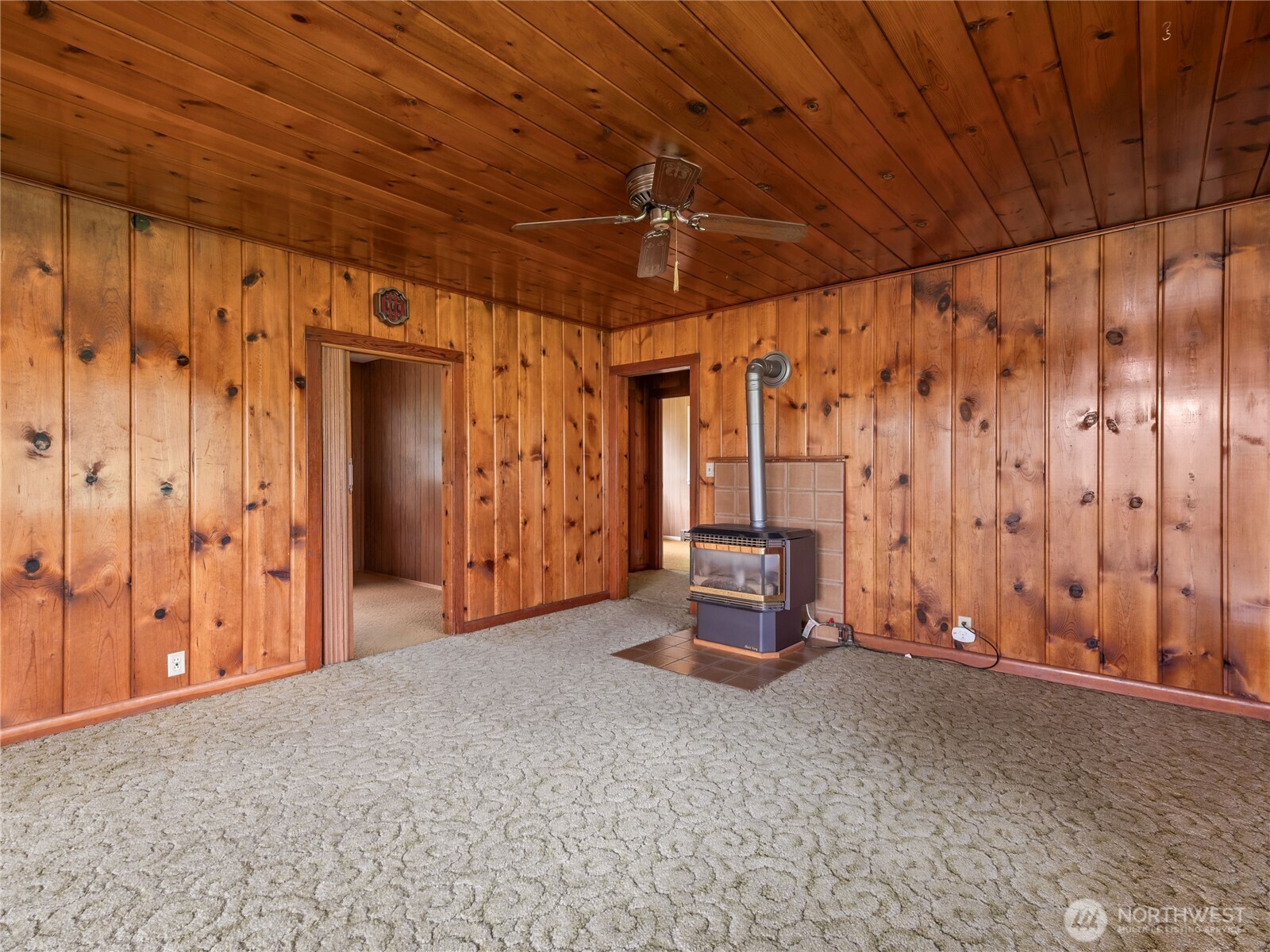 839 49th Street Property Photo 15