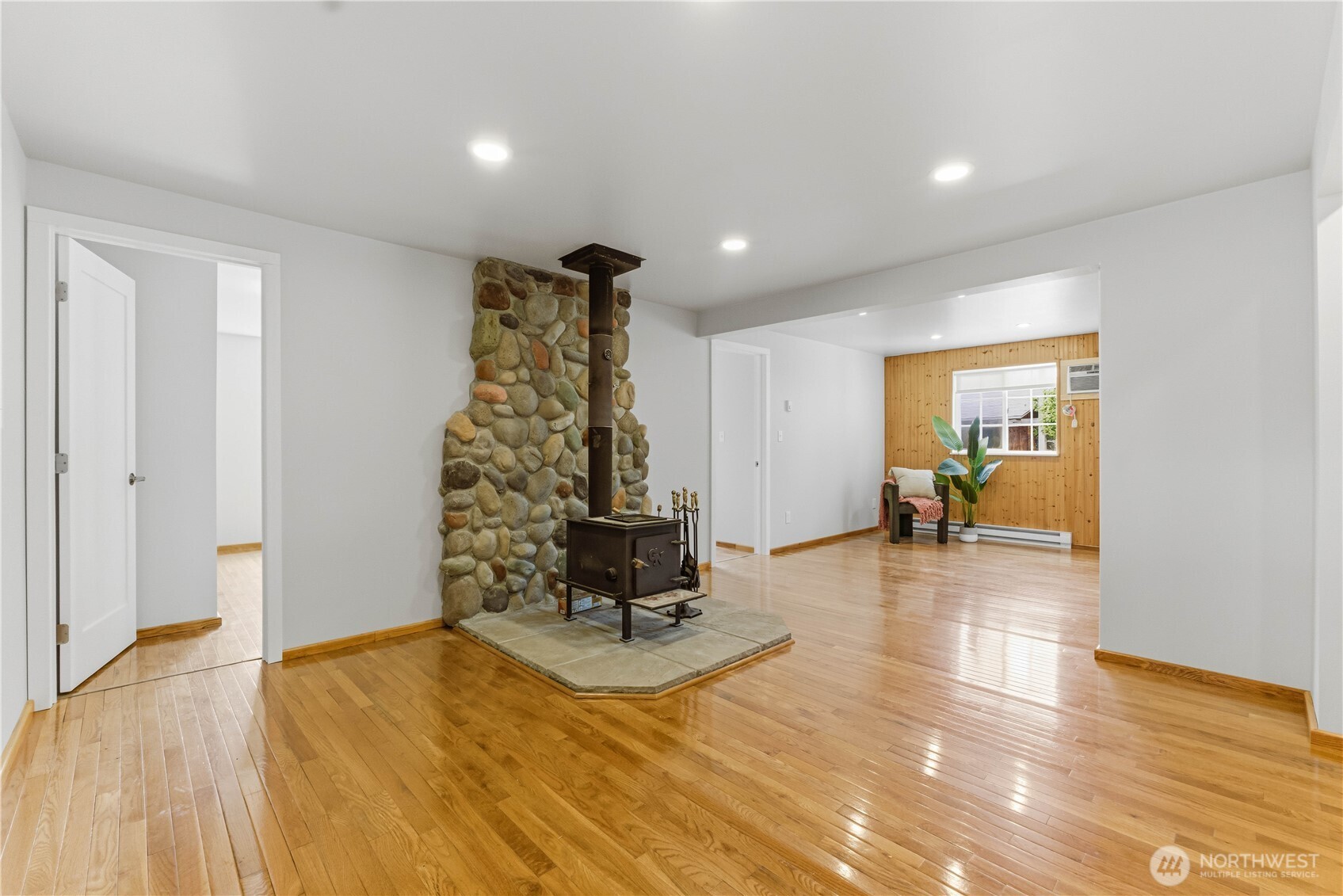 291 C Street Property Photo 13