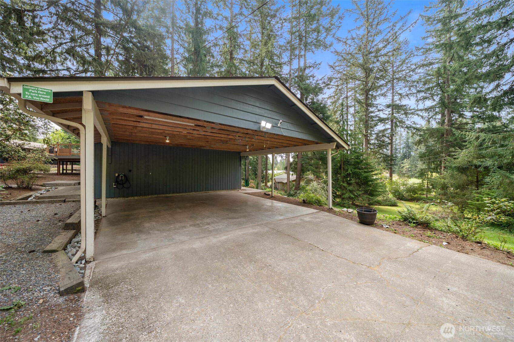 11719 258th Avenue Property Photo 9