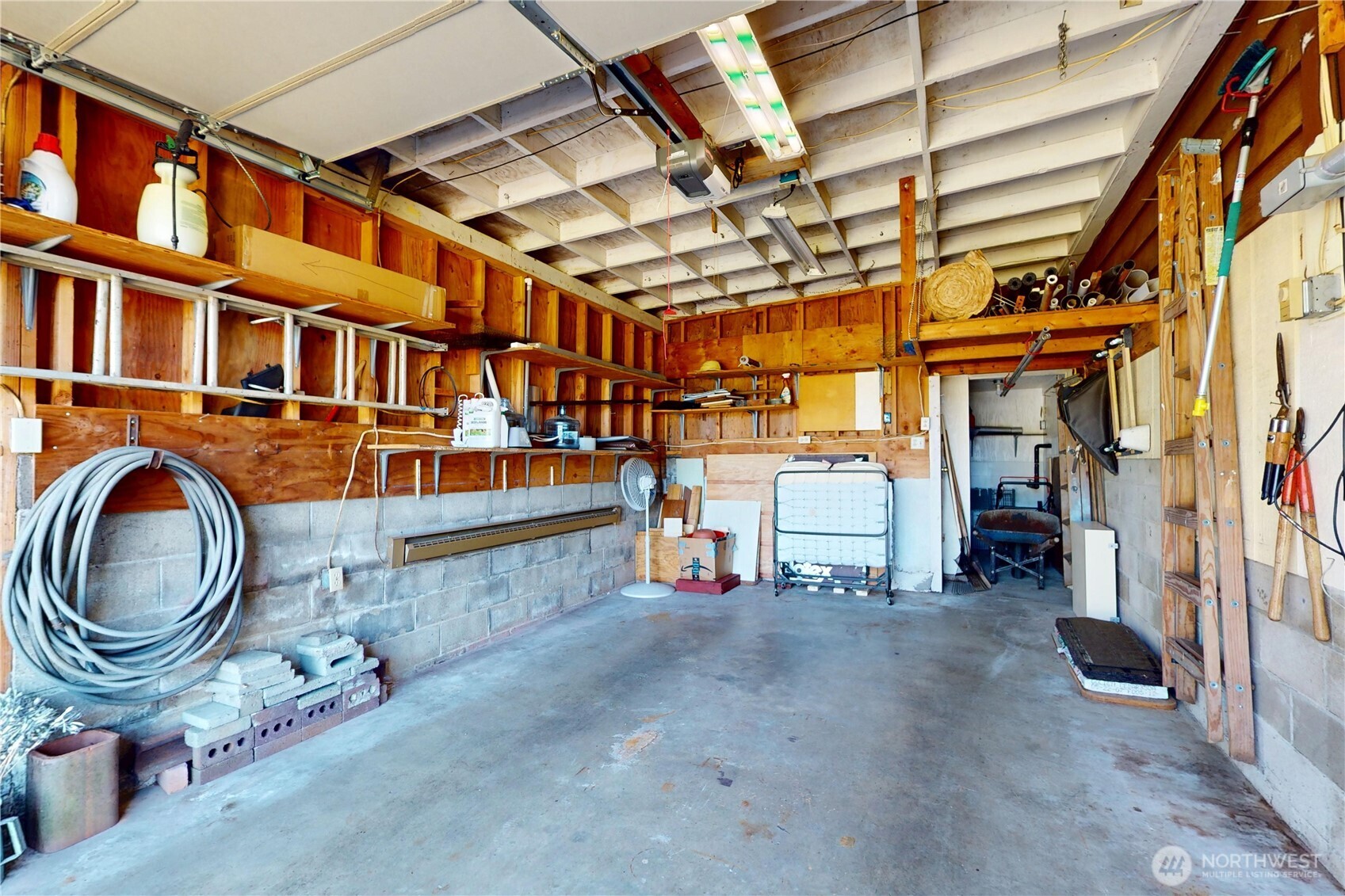 190 W Veterans Avenue Property Photo 25