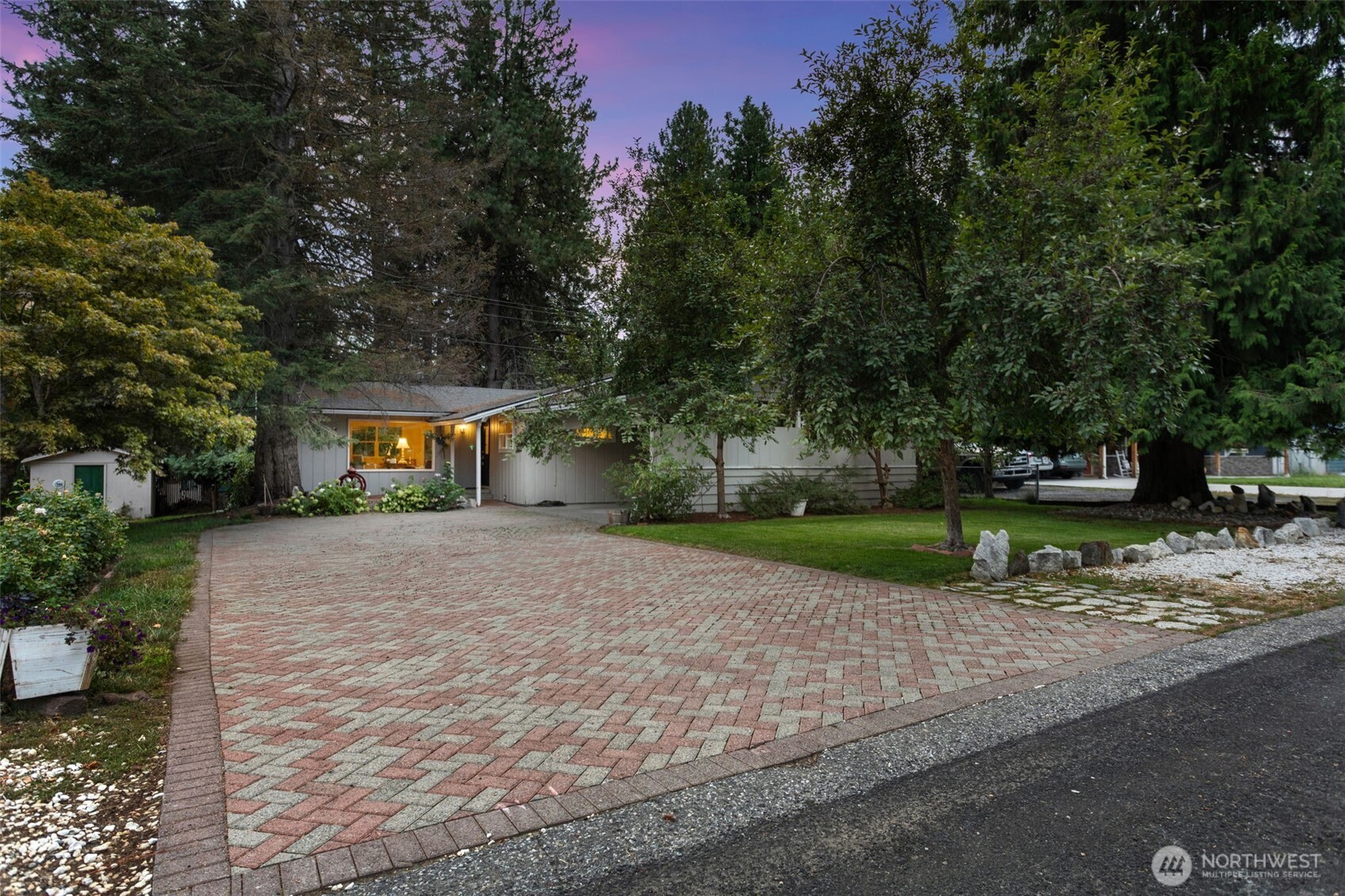 257 Scholze Street Property Photo 4