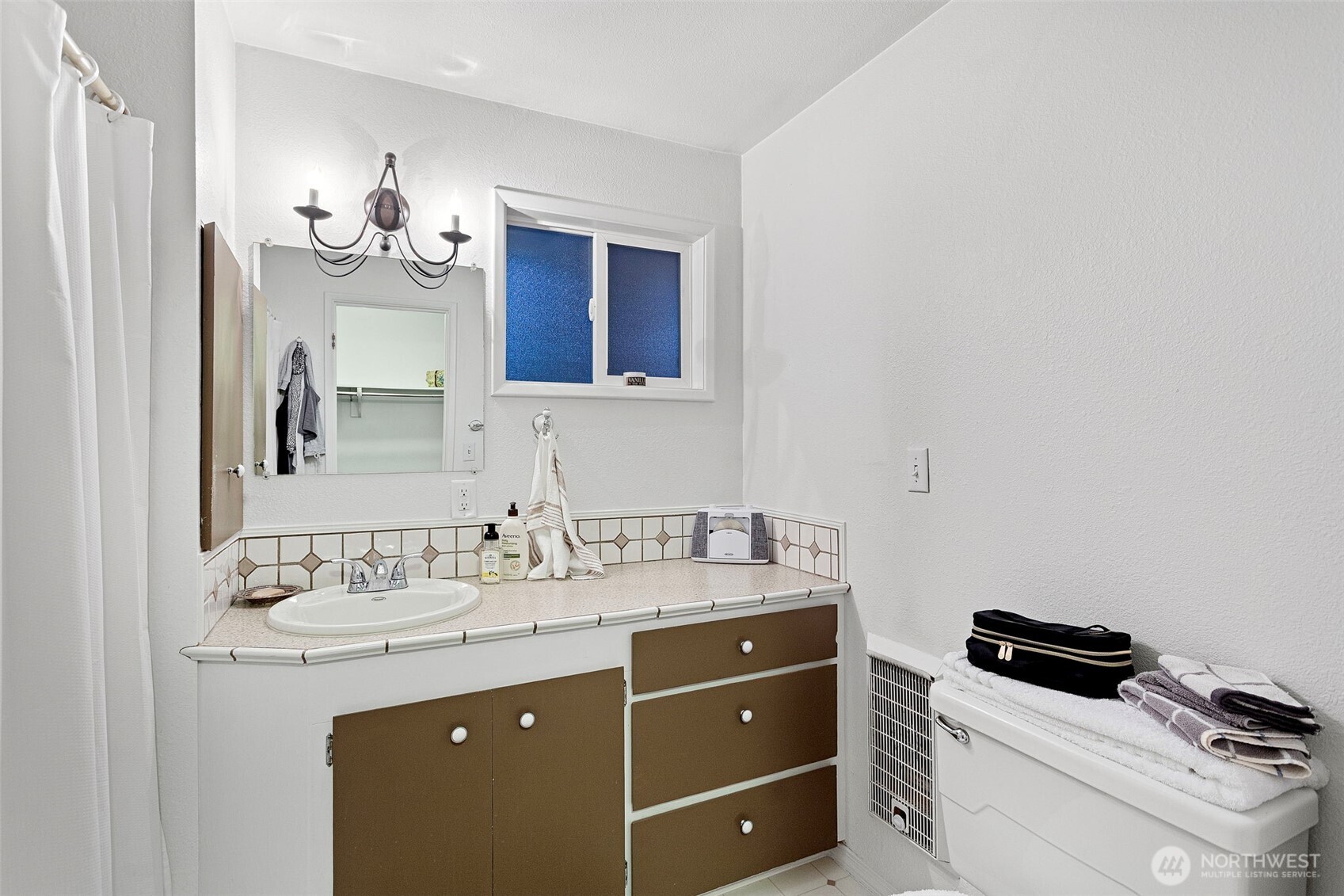 257 Scholze Street Property Photo 25