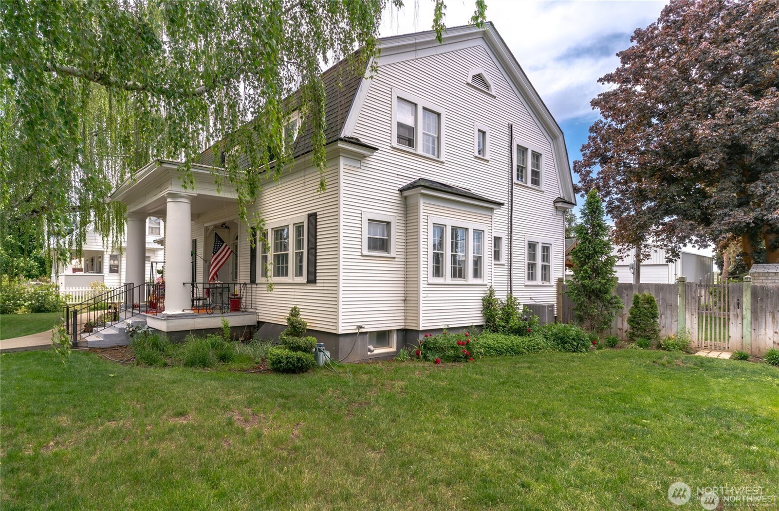 612 E Birch Street Property Photo 22