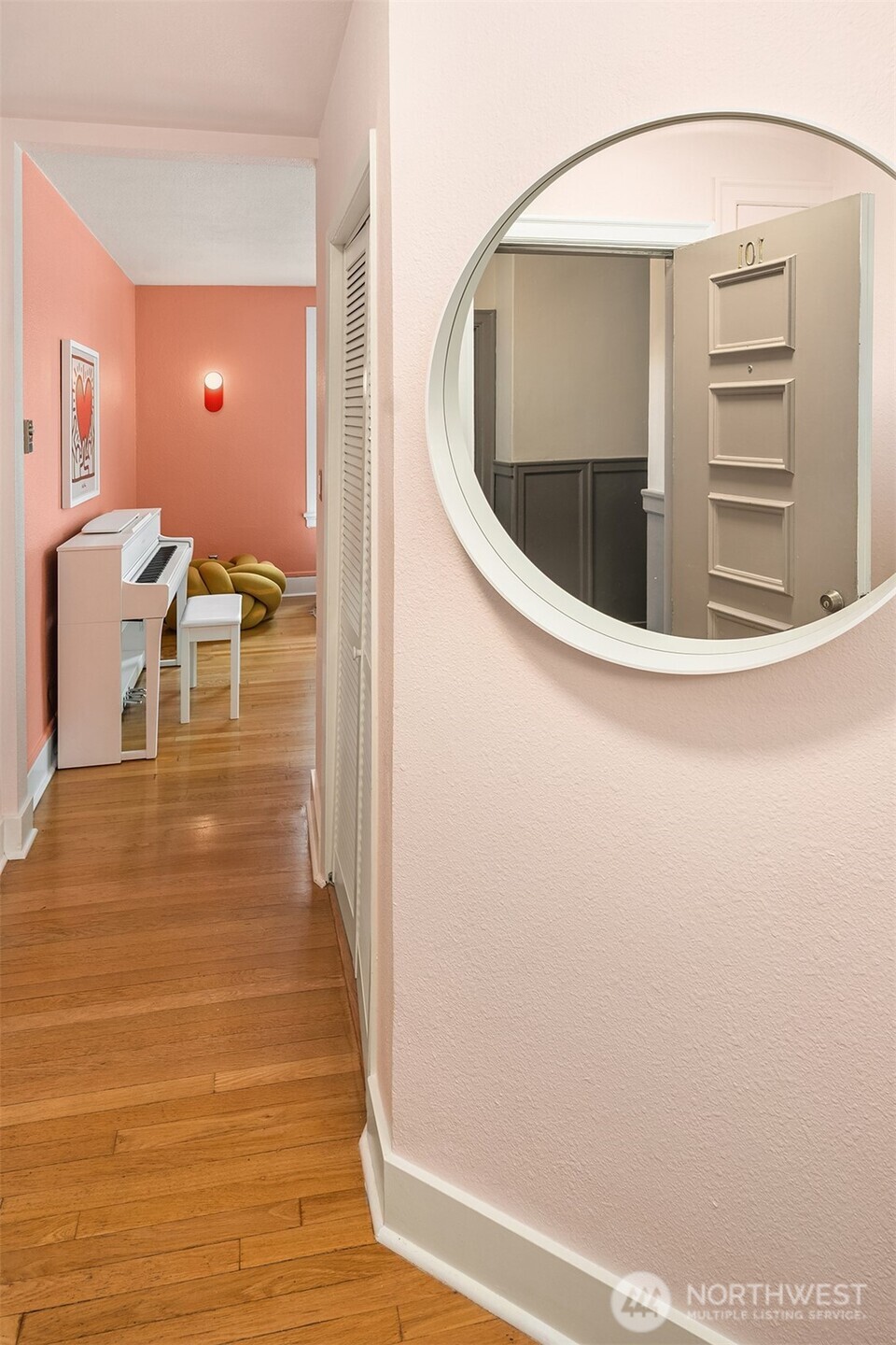 404 E Harrison Street 101 Property Photo 6