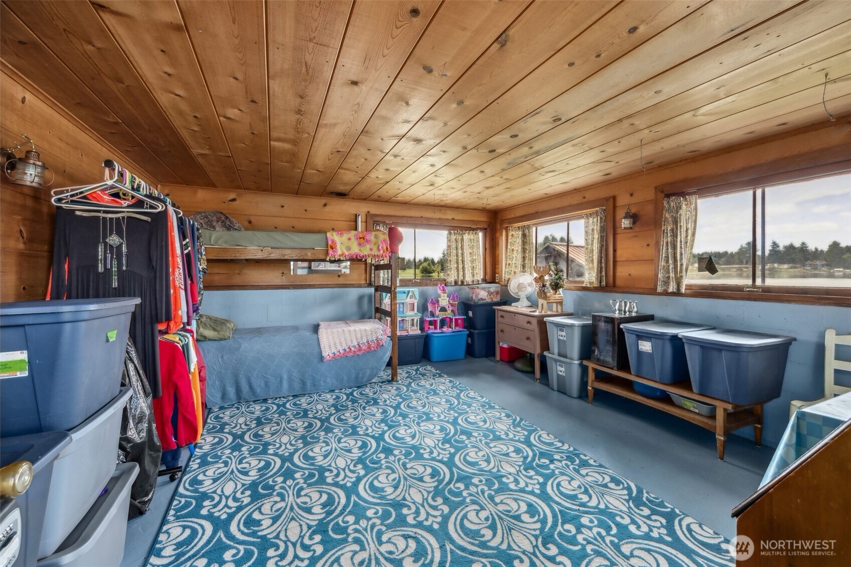 3621 Walthew Drive Property Photo 6