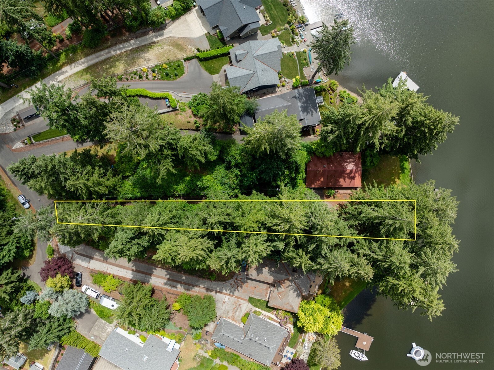 3621 Walthew Drive Property Photo 14