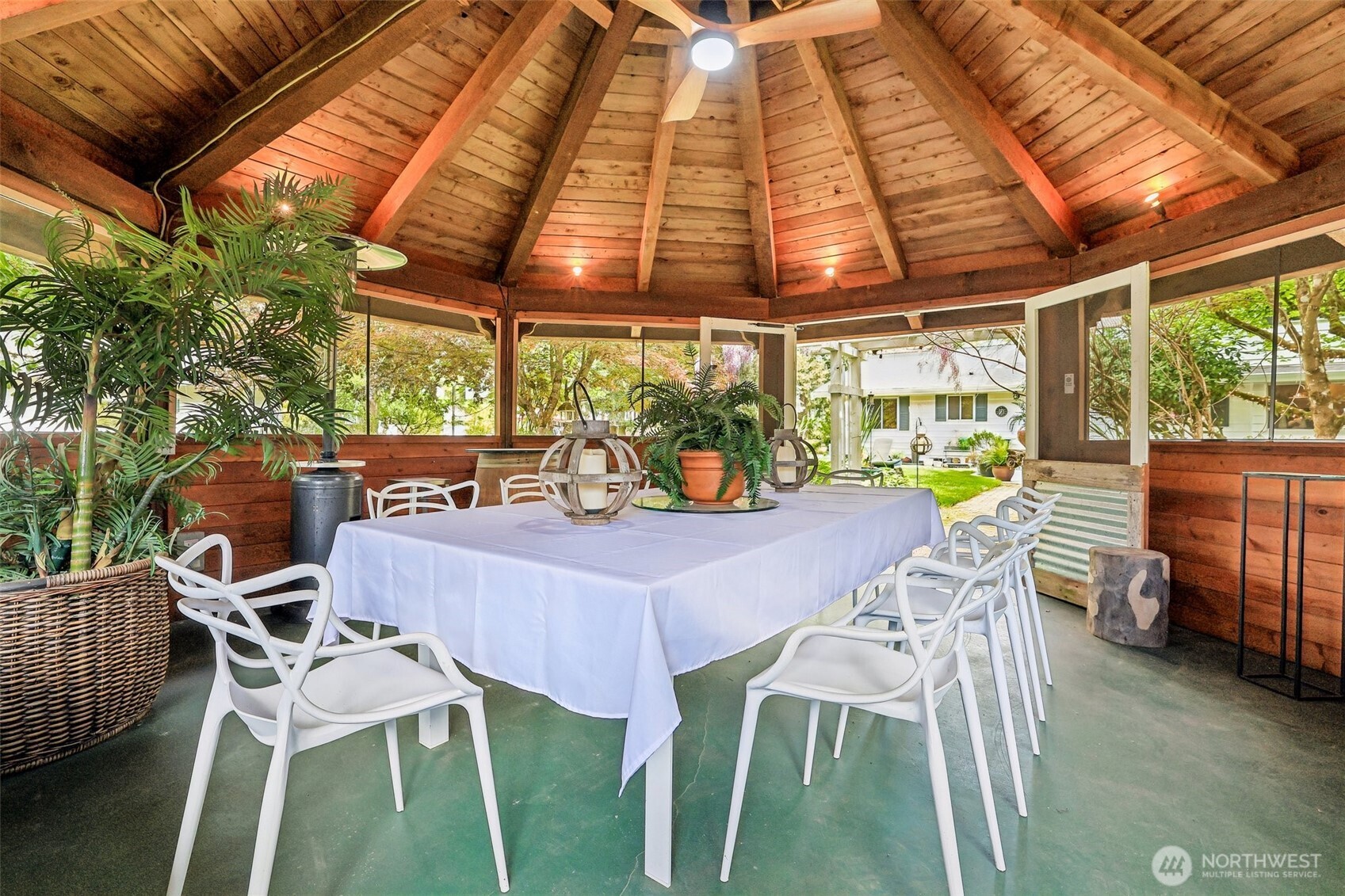 15408 Waller Road Property Photo 33