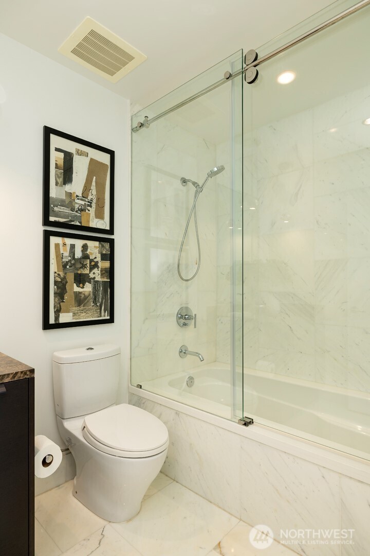 737 Olive Way 3702 Property Photo 12