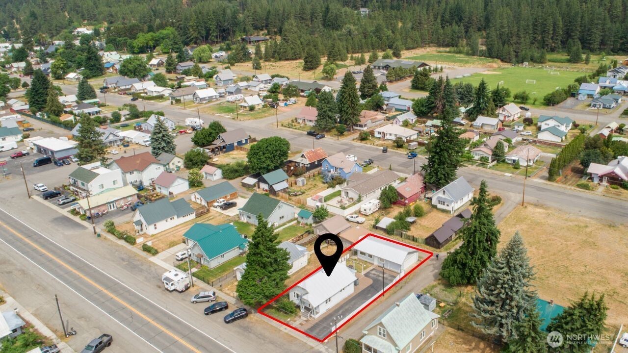 819 1st Street Property Photo 5
