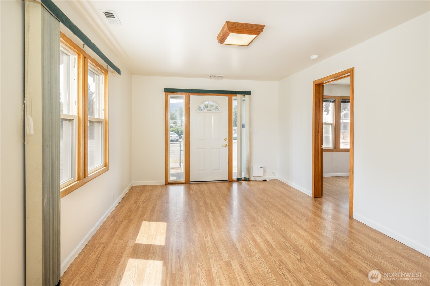 819 1st Street Property Photo 8