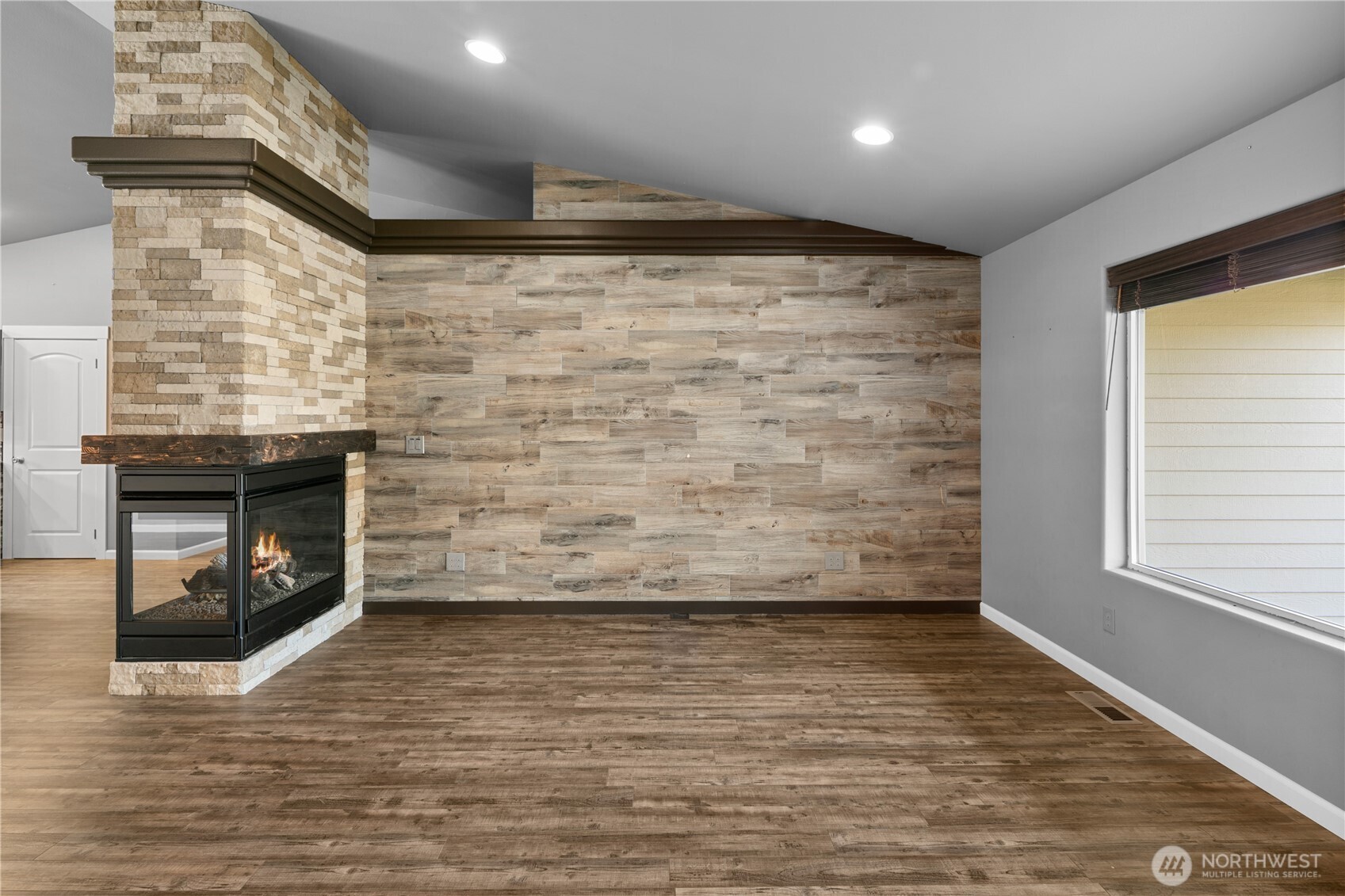21 Ambrosia Lane Property Photo 8