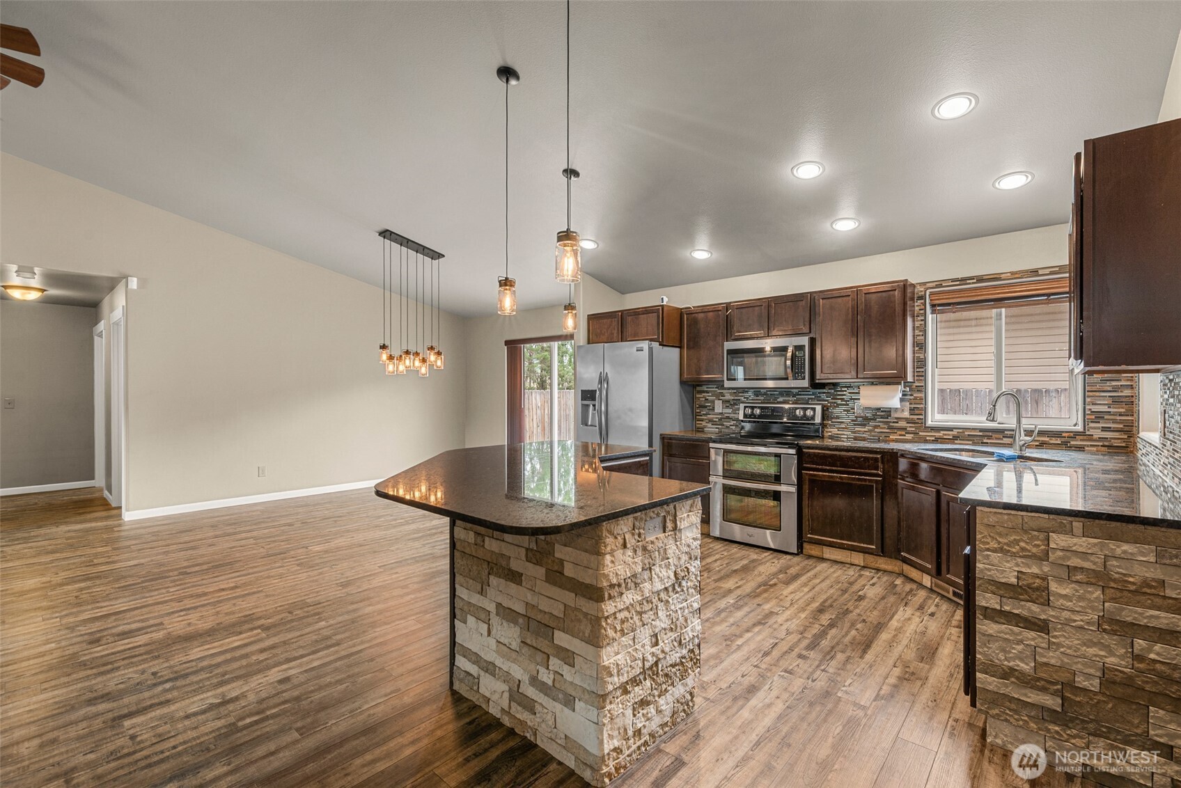 21 Ambrosia Lane Property Photo 10