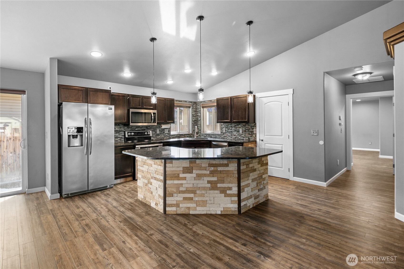 21 Ambrosia Lane Property Photo 10