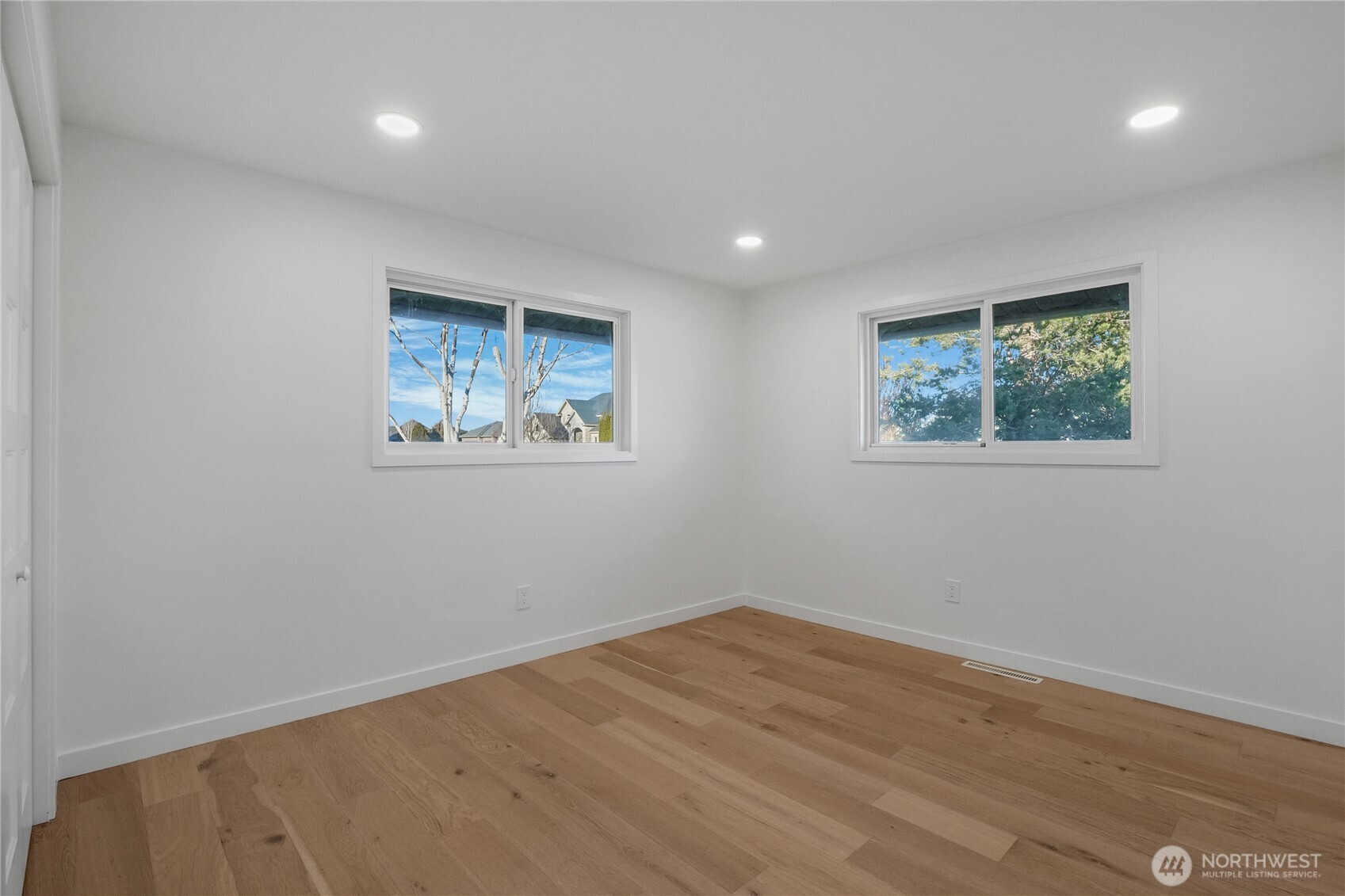 306 N Crestview Drive Property Photo 25