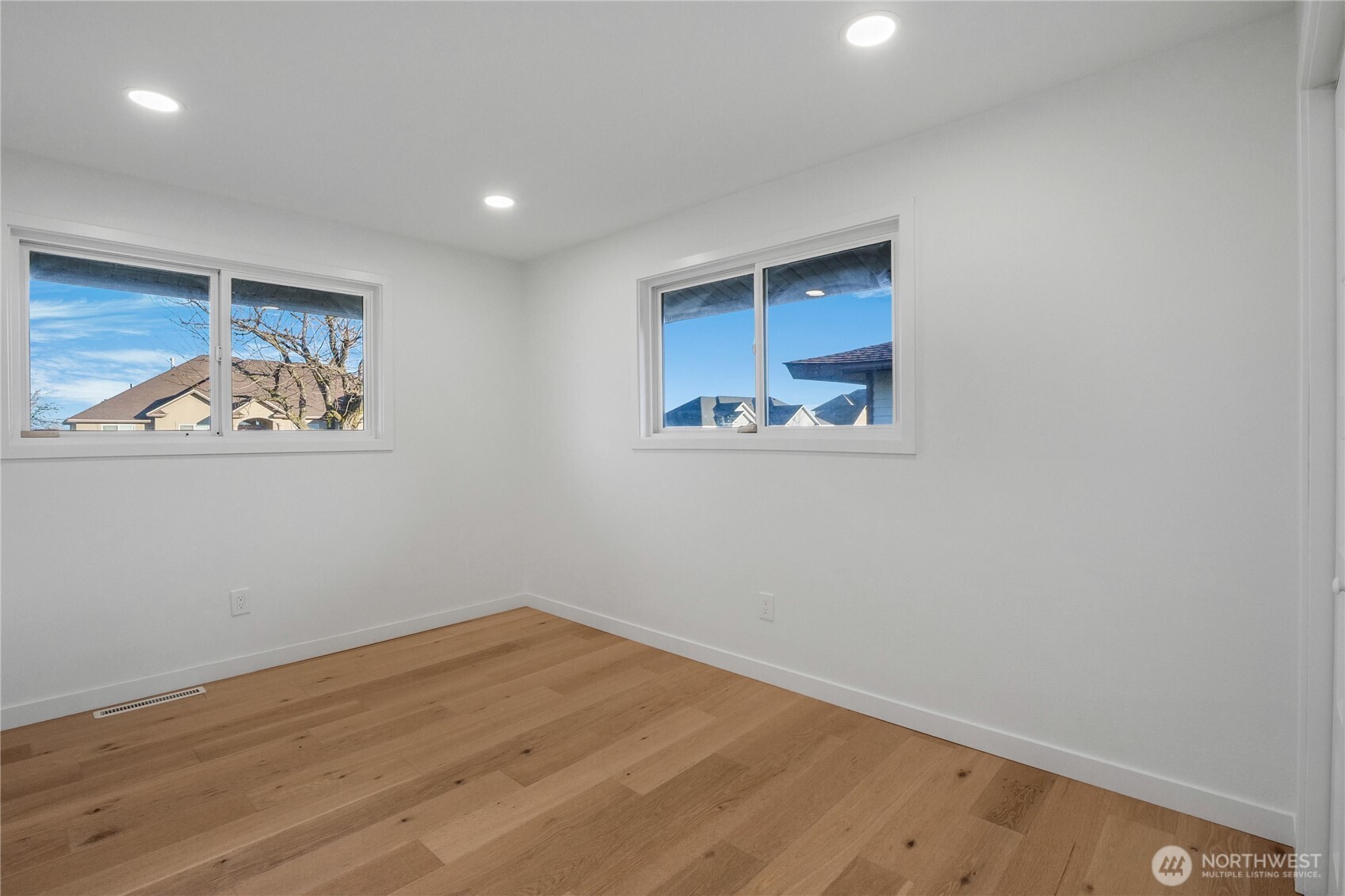 306 N Crestview Drive Property Photo 26