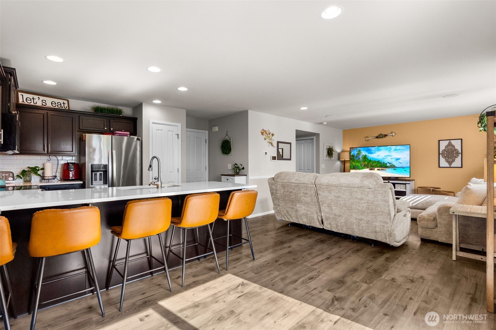 2727 Cassius Street Property Photo 11