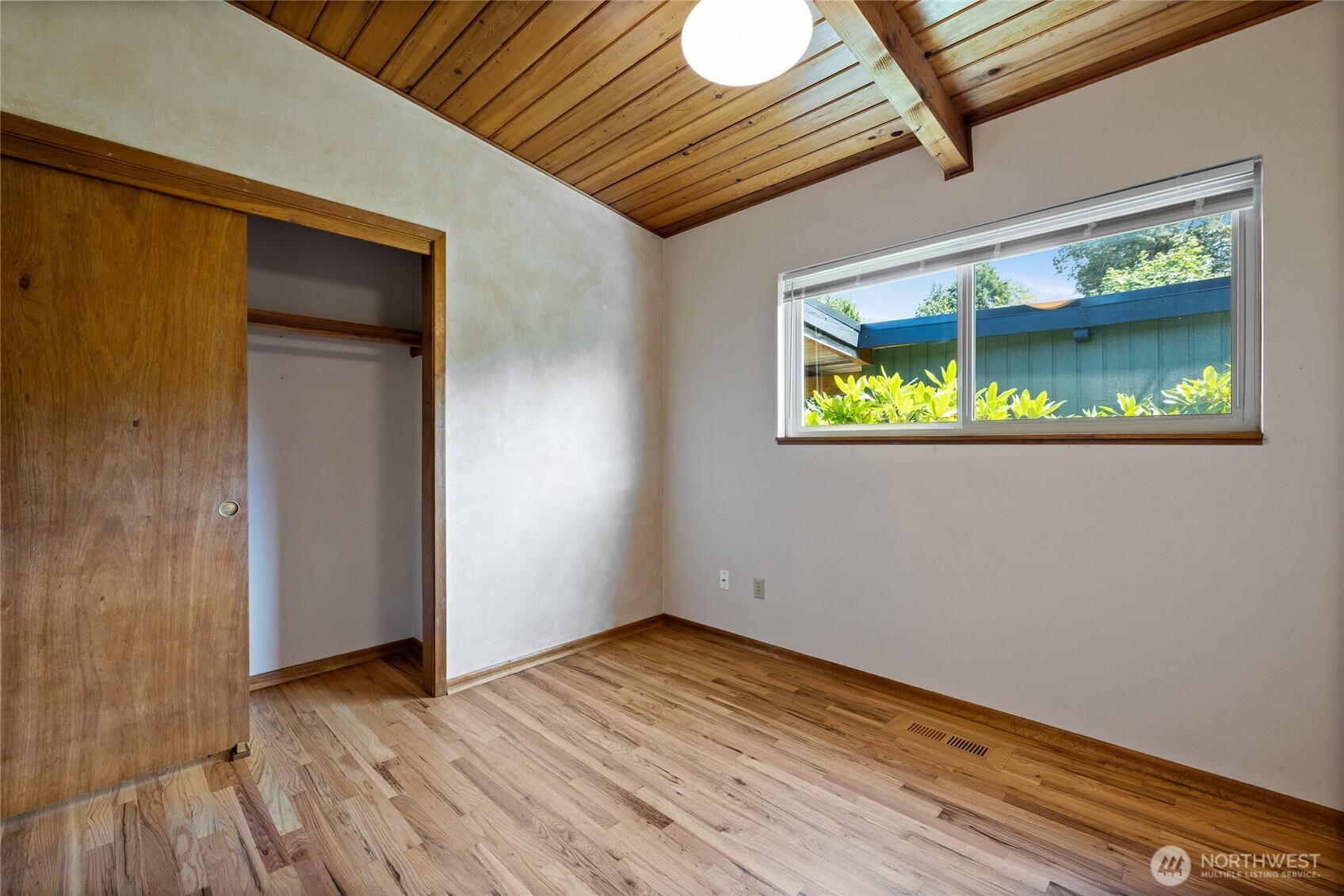 29815 10th Avenue Property Photo 18