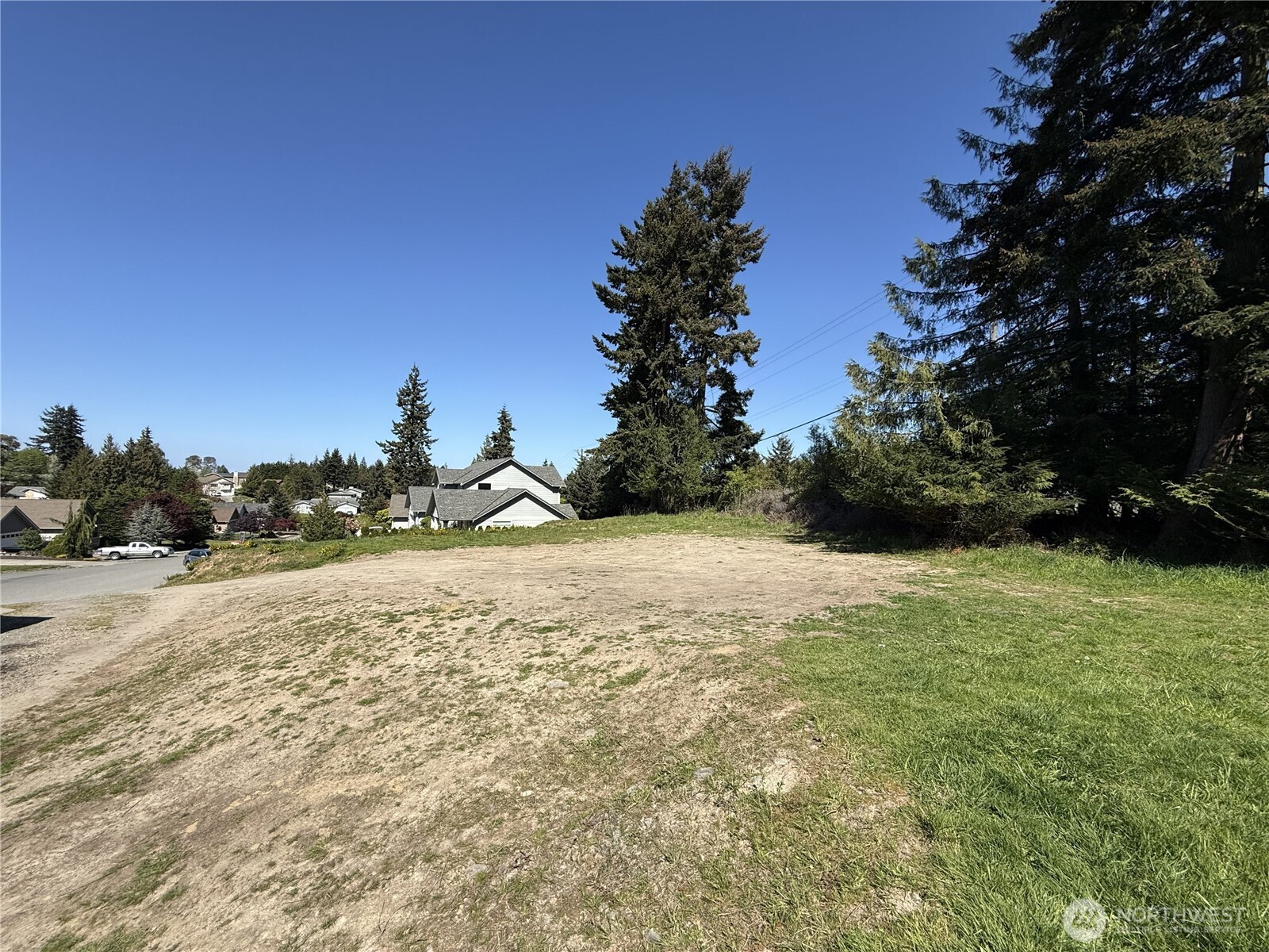 9999 Aurora Court Property Photo 4