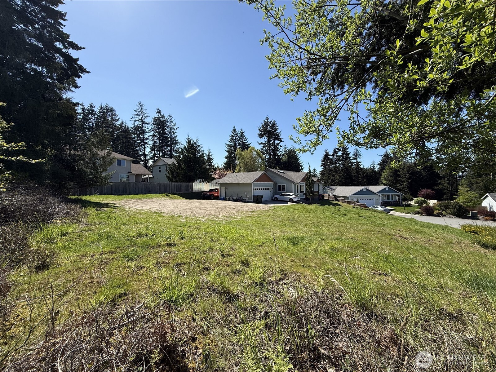 9999 Aurora Court Property Photo 5