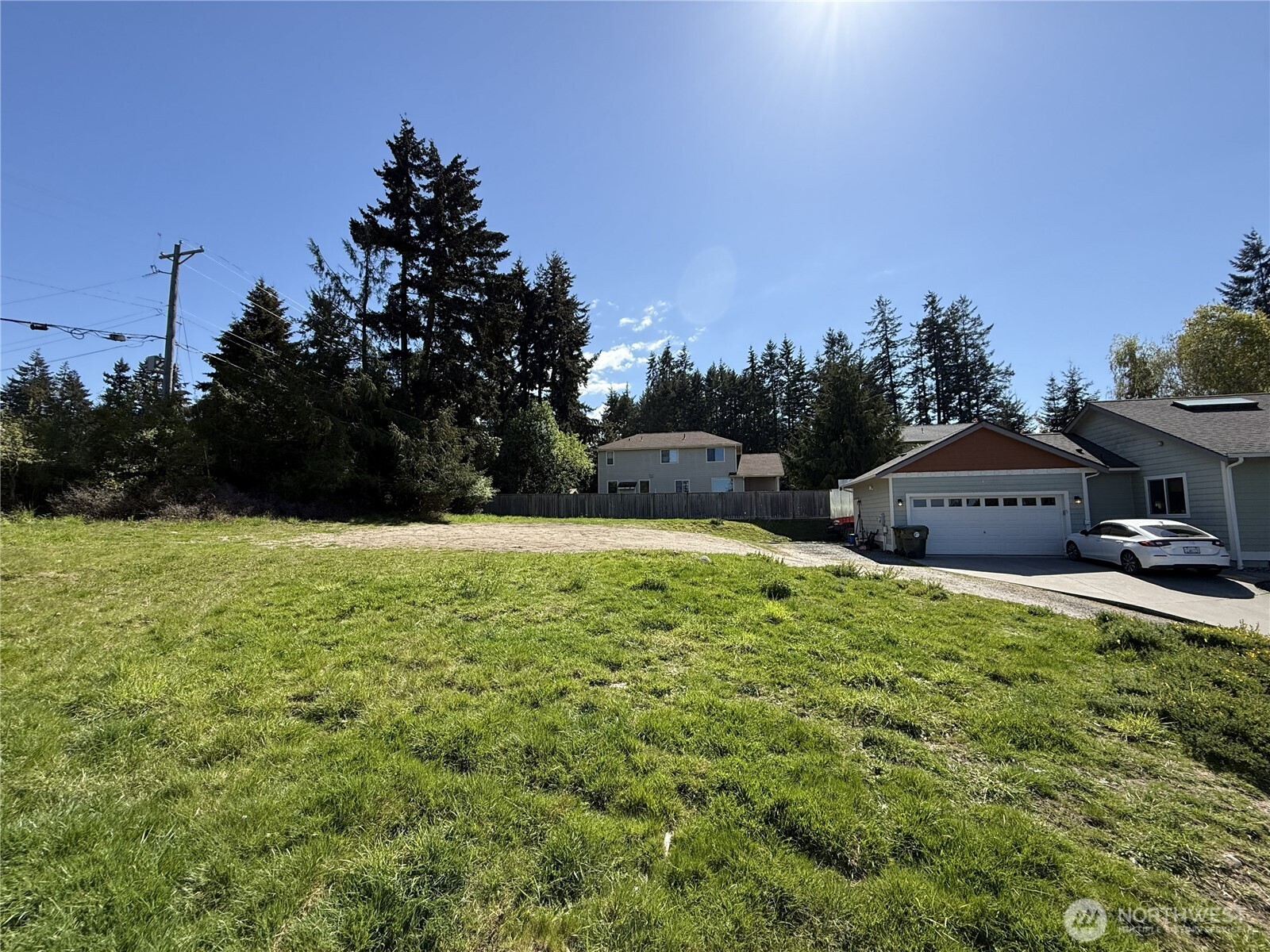 9999 Aurora Court Property Photo 6