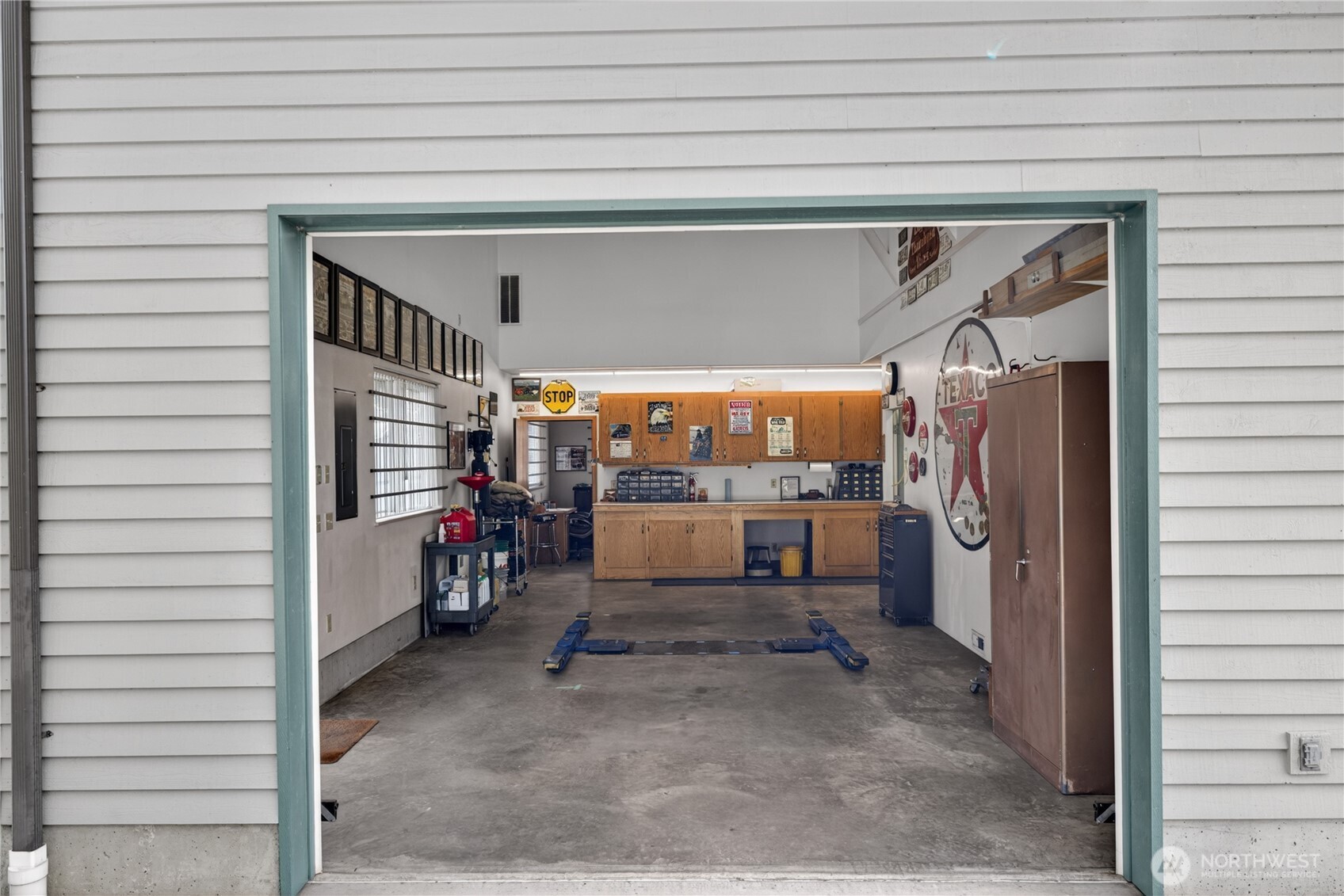 1019 Haddon Road Property Photo 32