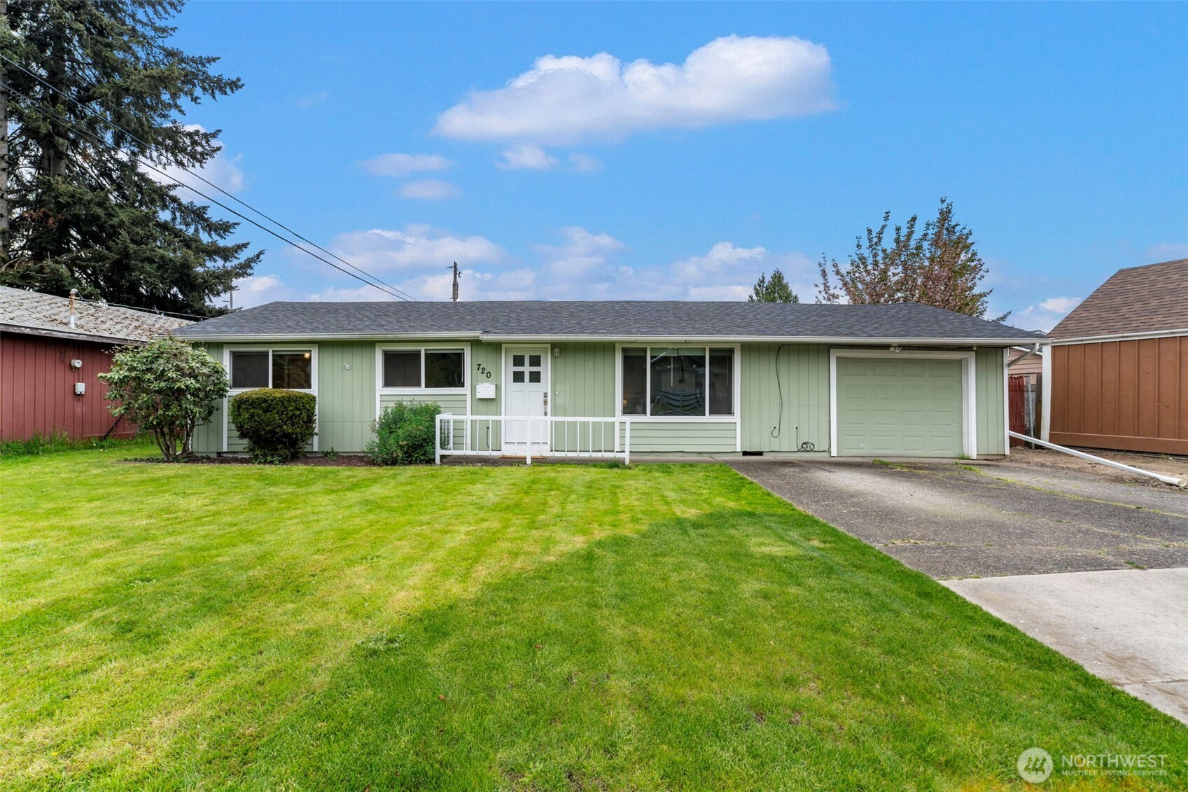 720 32nd Avenue Property Photo 1