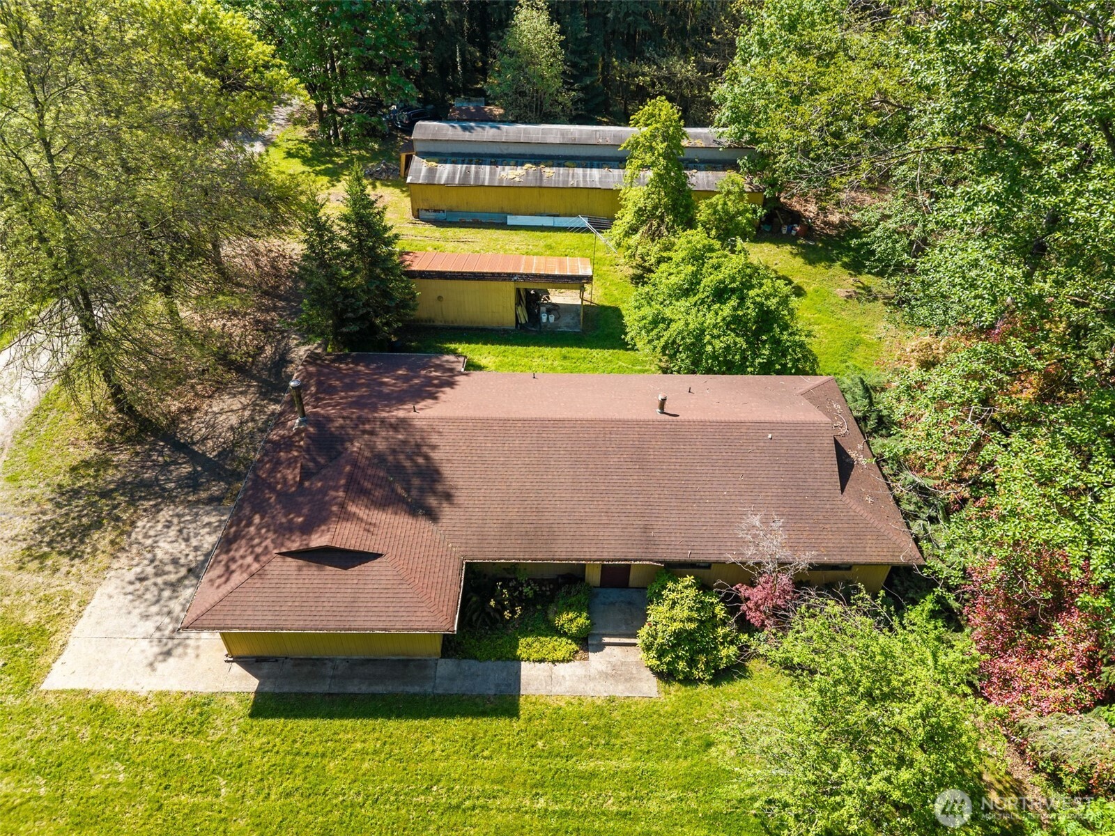 334 Burchett Road Property Photo 5