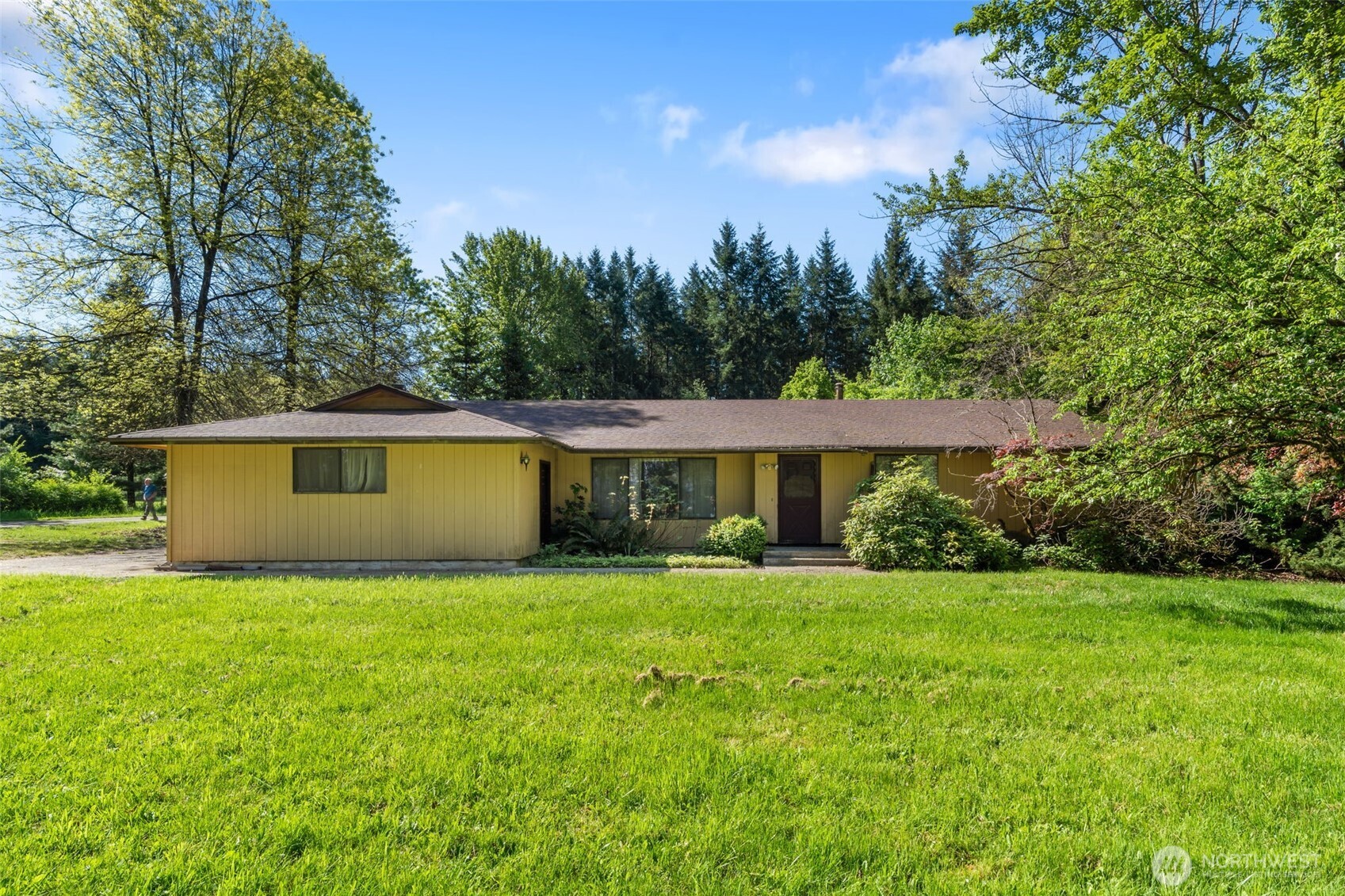 334 Burchett Road Property Photo 6
