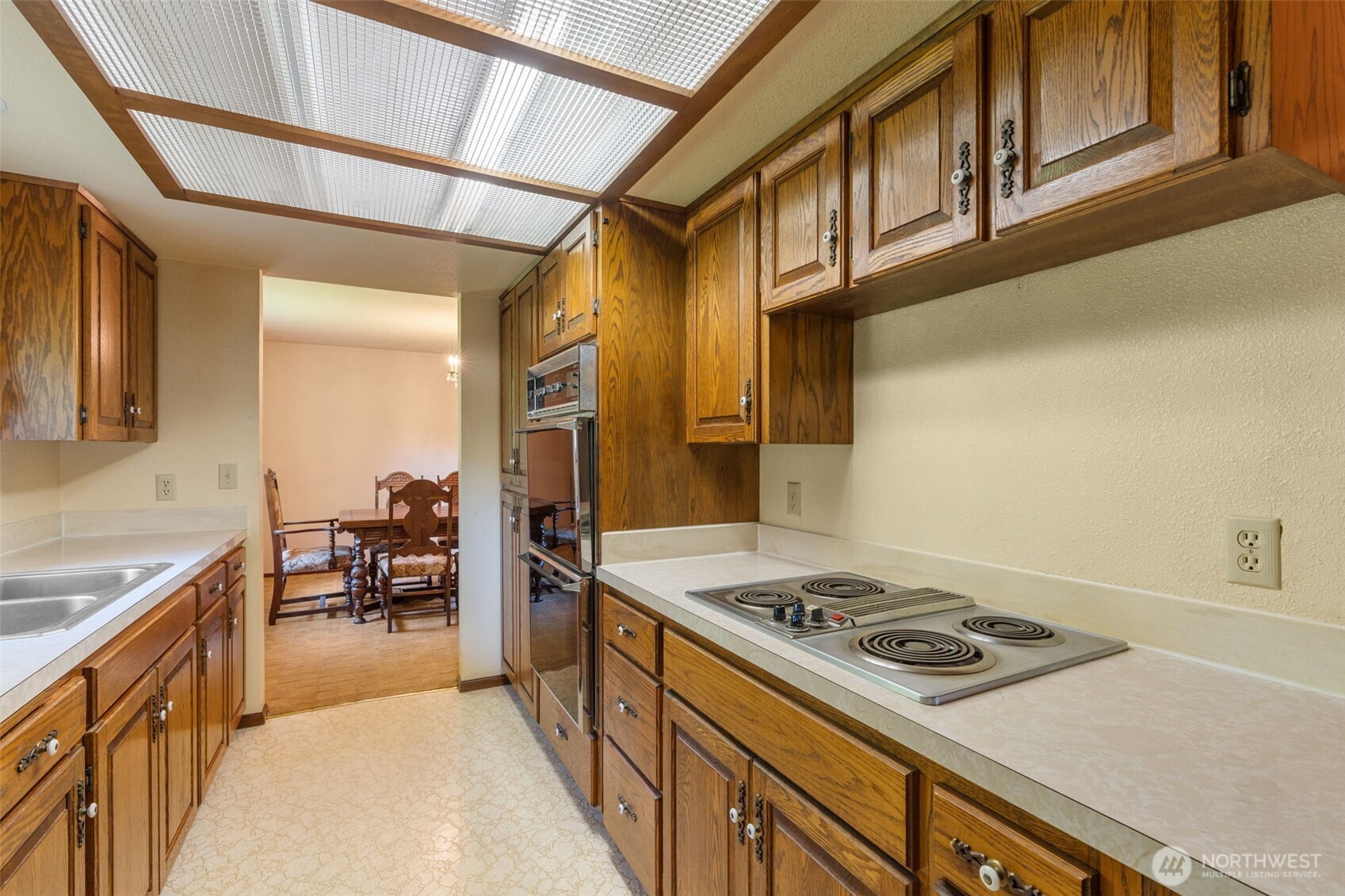 334 Burchett Road Property Photo 14