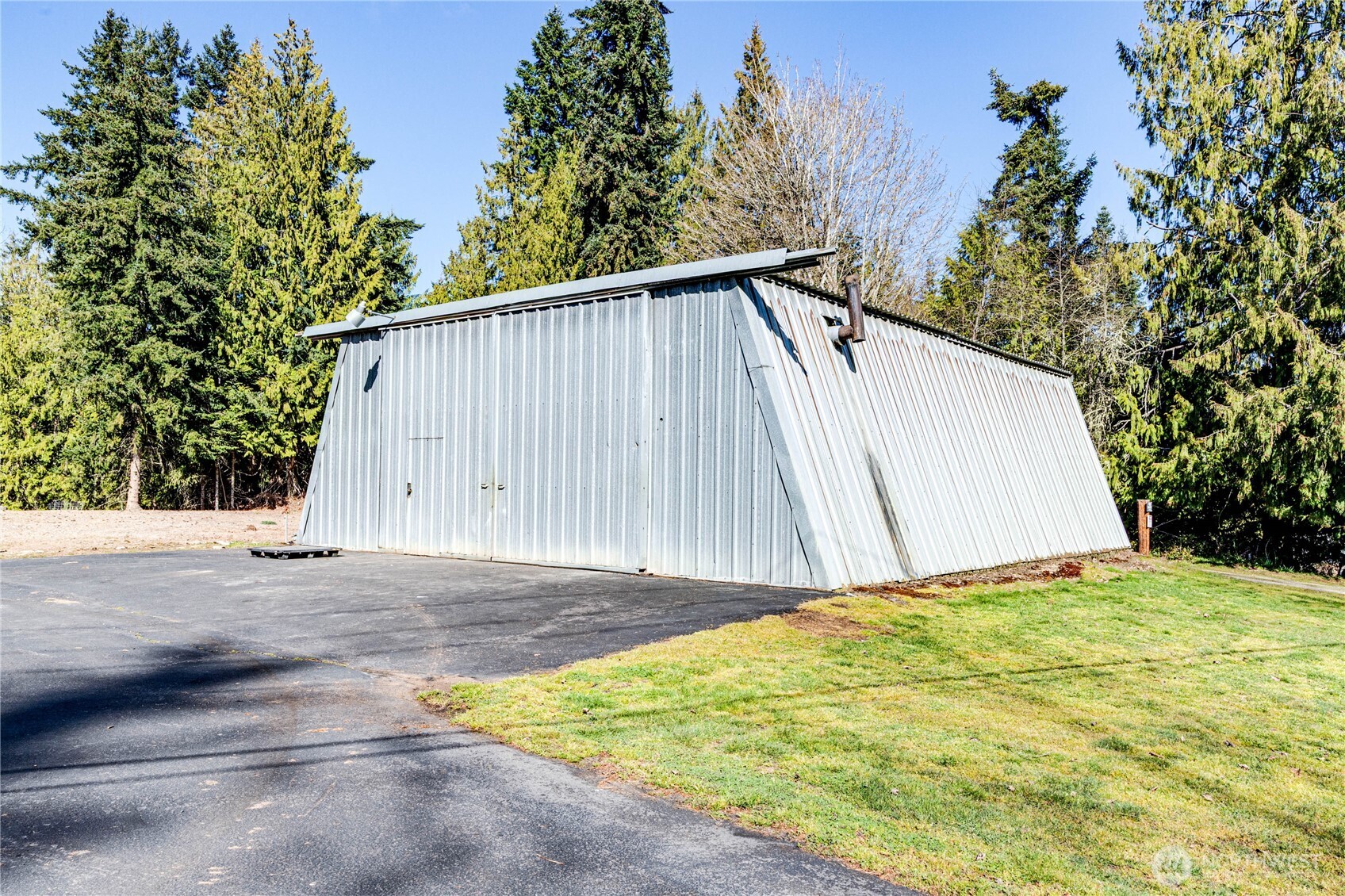 3962 Deer Park Road Property Photo 3