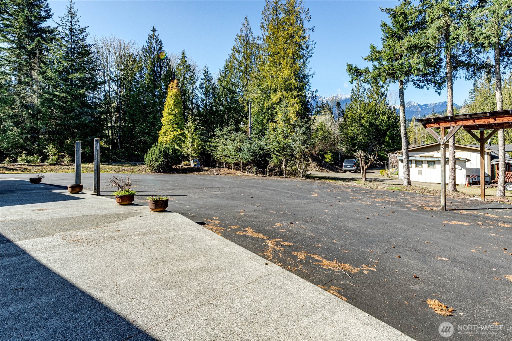 3962 Deer Park Road Property Photo 24