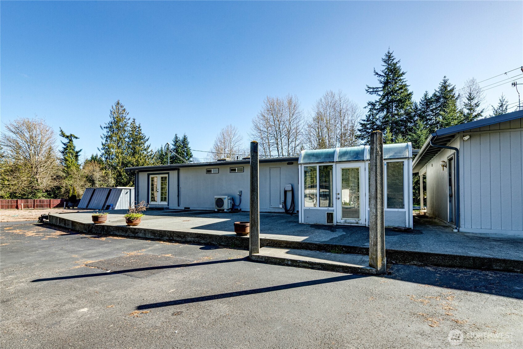 3962 Deer Park Road Property Photo 25