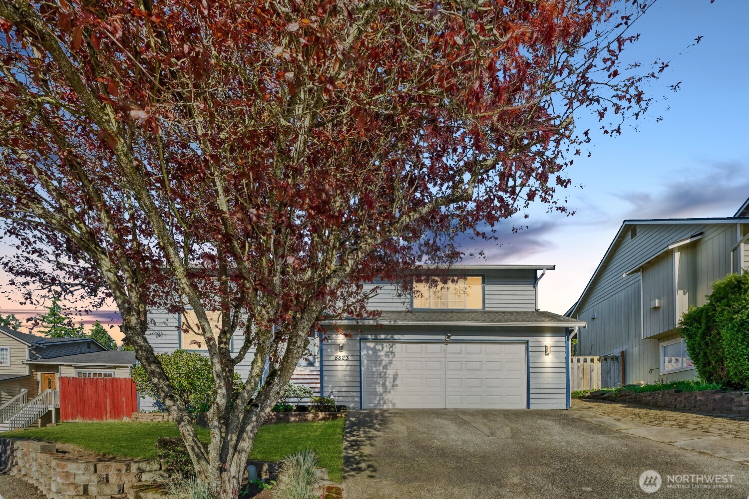8823 W Mall Drive Property Photo 2