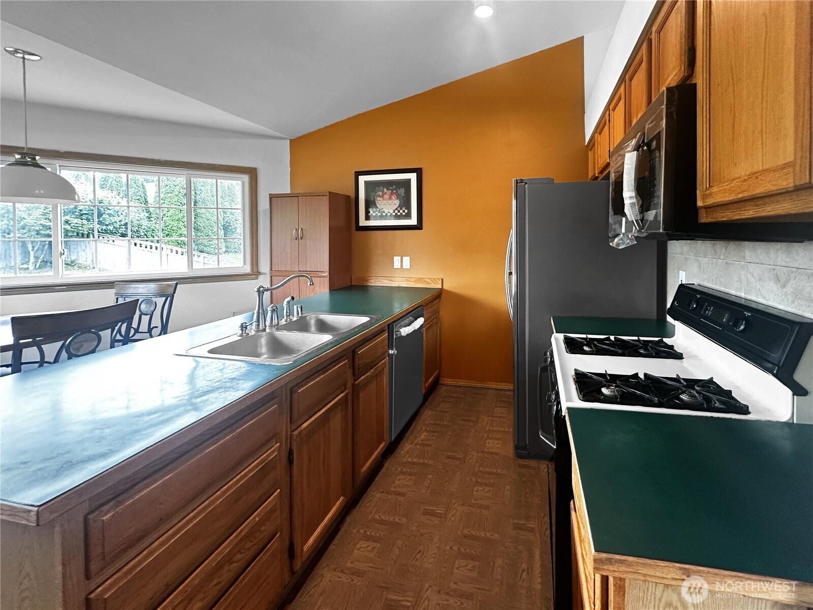8823 W Mall Drive Property Photo 11