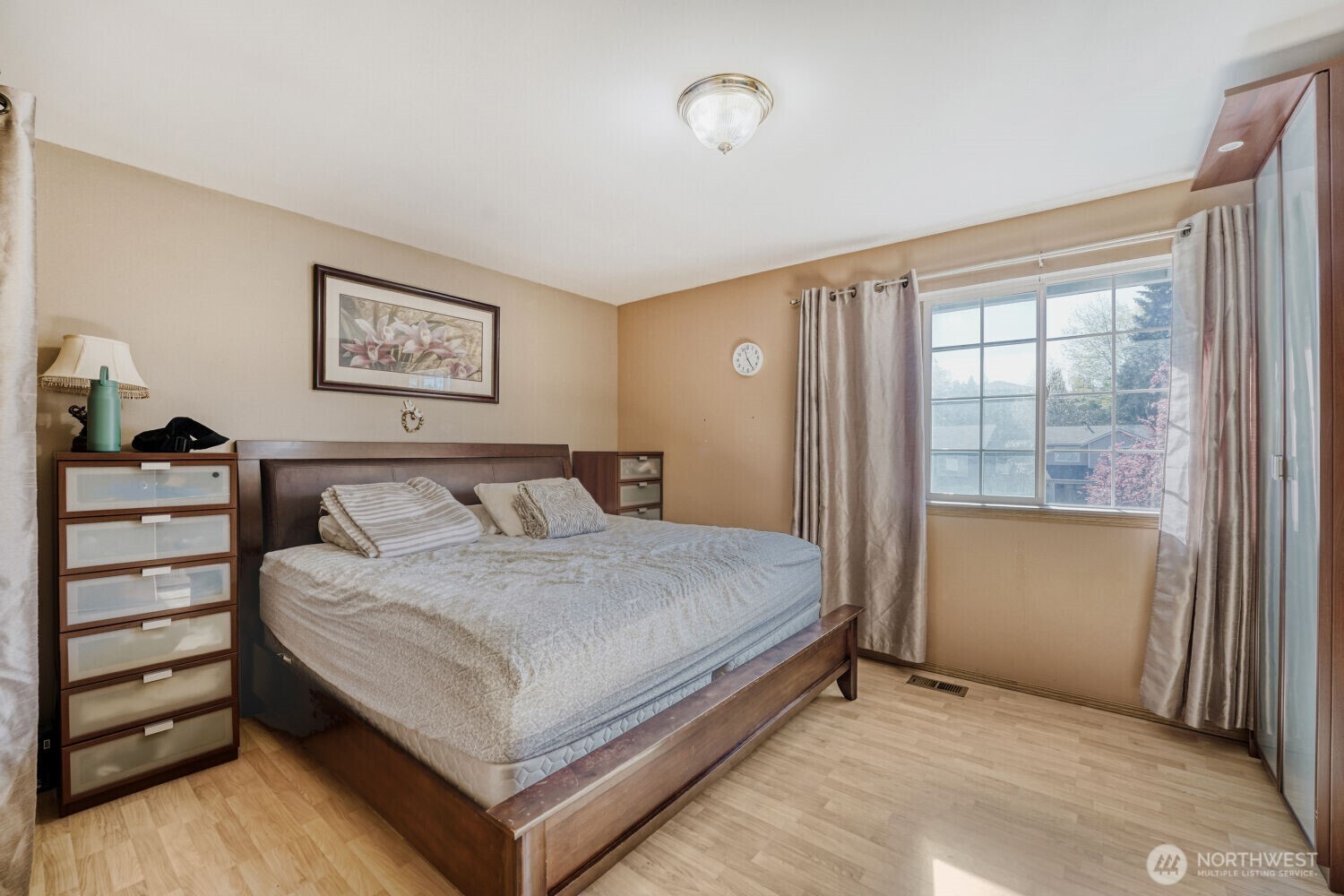 8823 W Mall Drive Property Photo 14