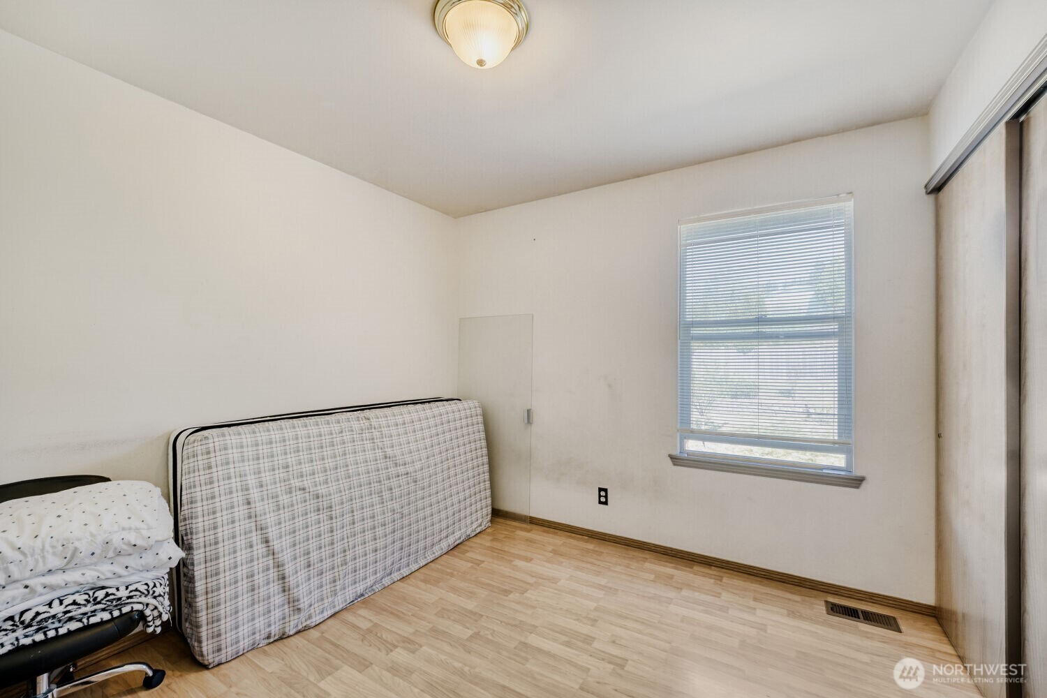 8823 W Mall Drive Property Photo 18