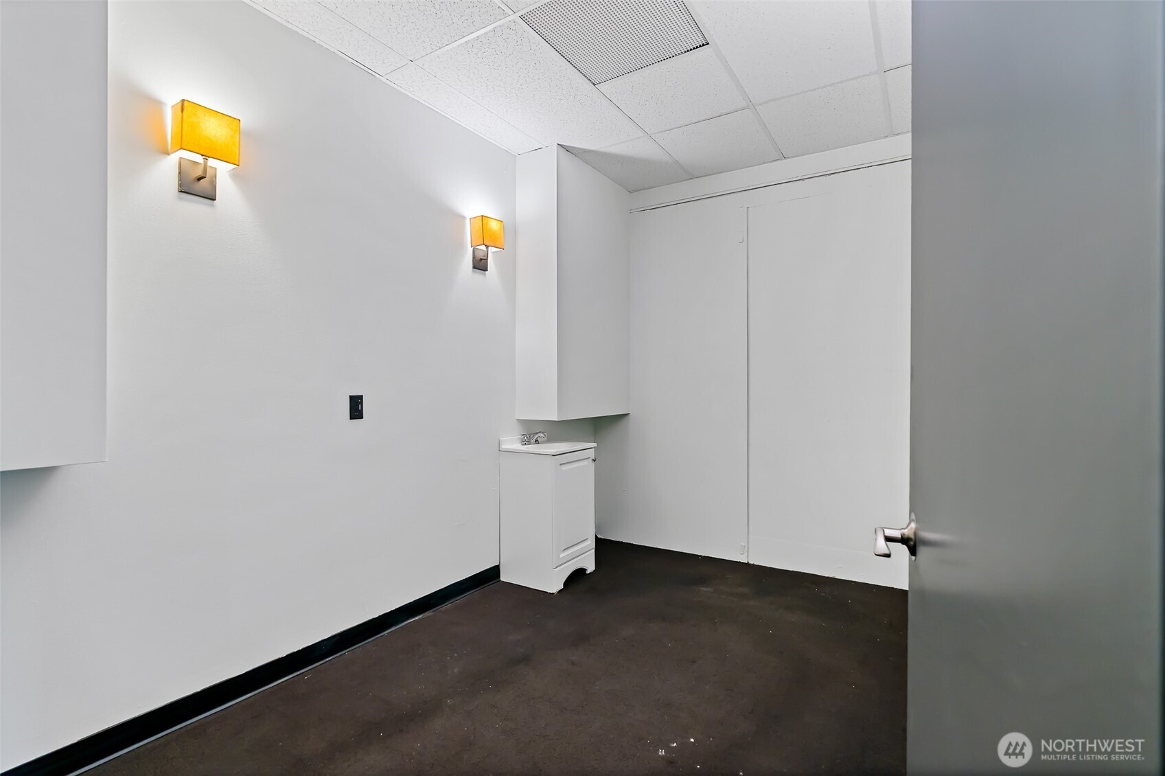 2501 Racquet Lane 101 Property Photo 5