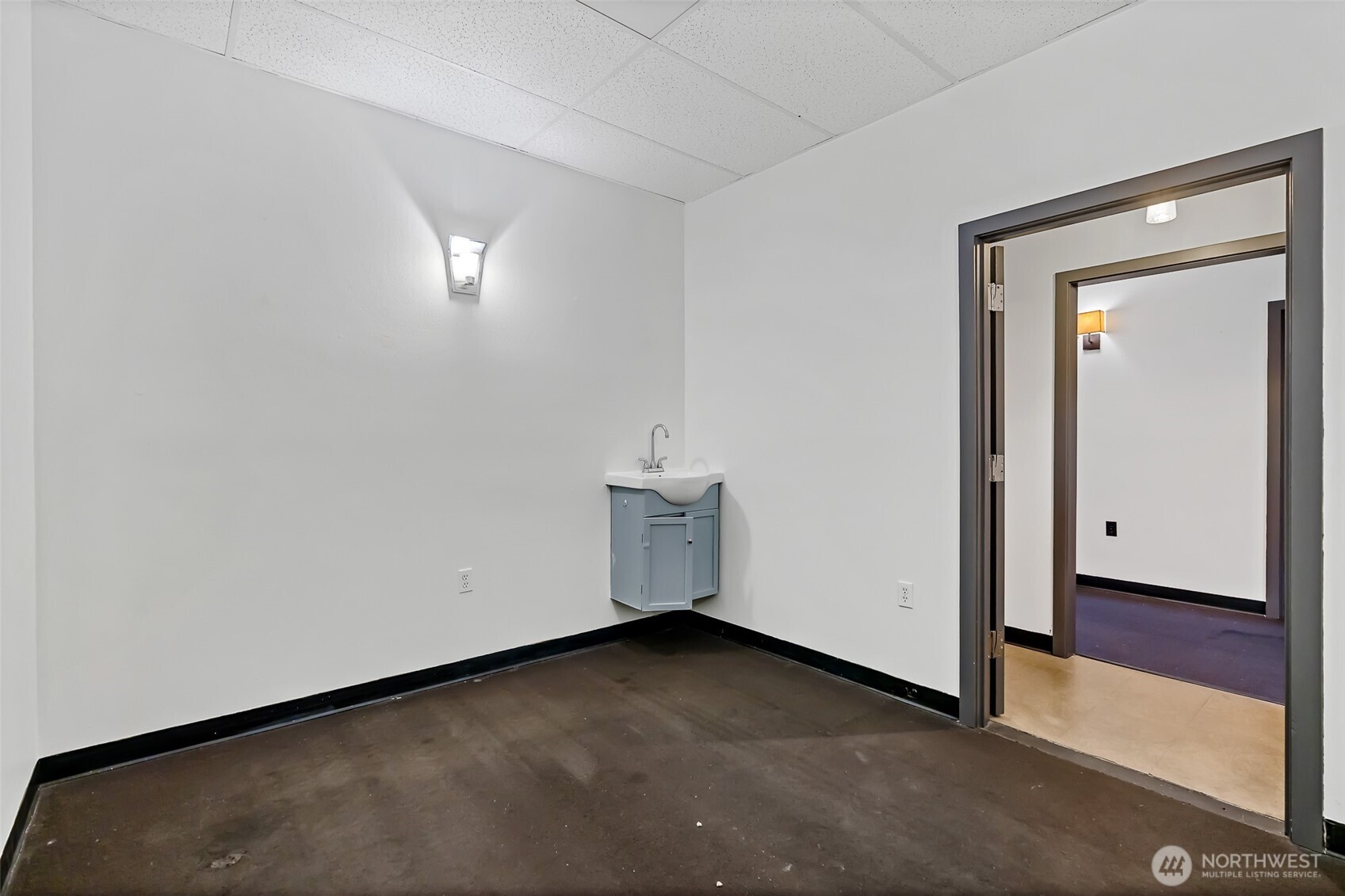 2501 Racquet Lane 101 Property Photo 6