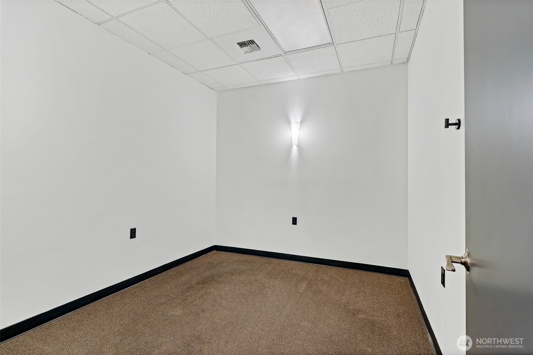 2501 Racquet Lane 101 Property Photo 7