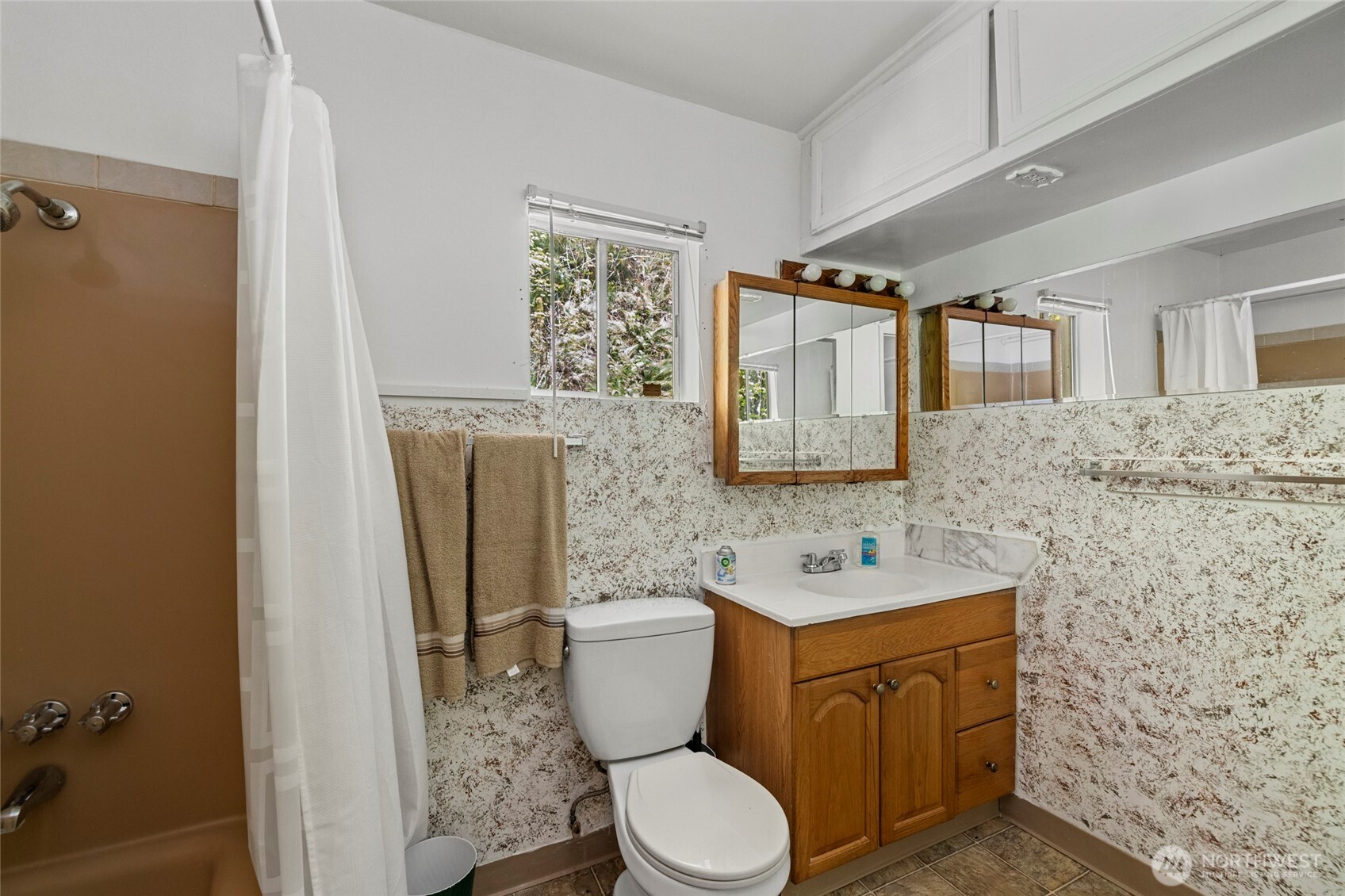 57255 State Route 20 Property Photo 21