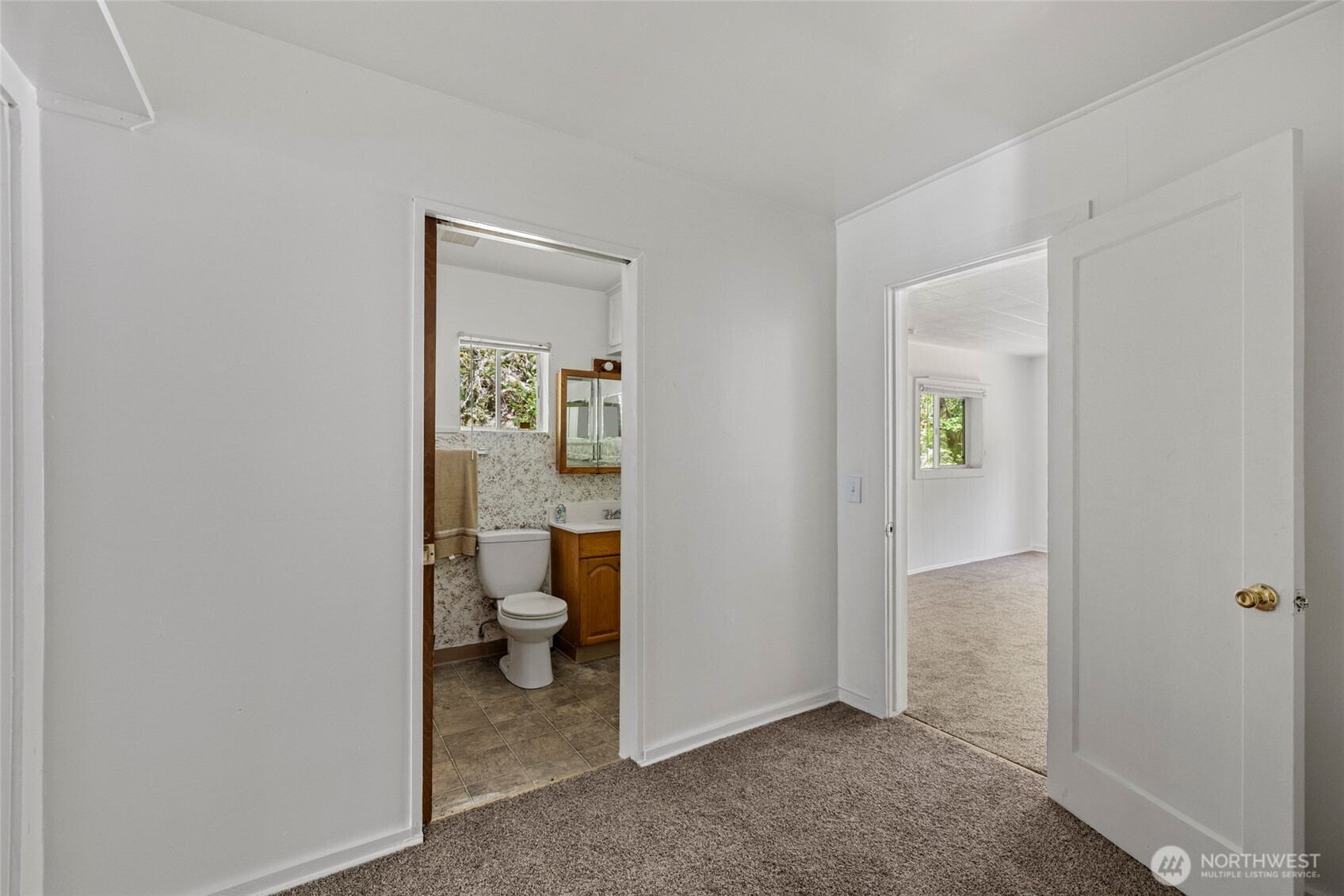 57255 State Route 20 Property Photo 22