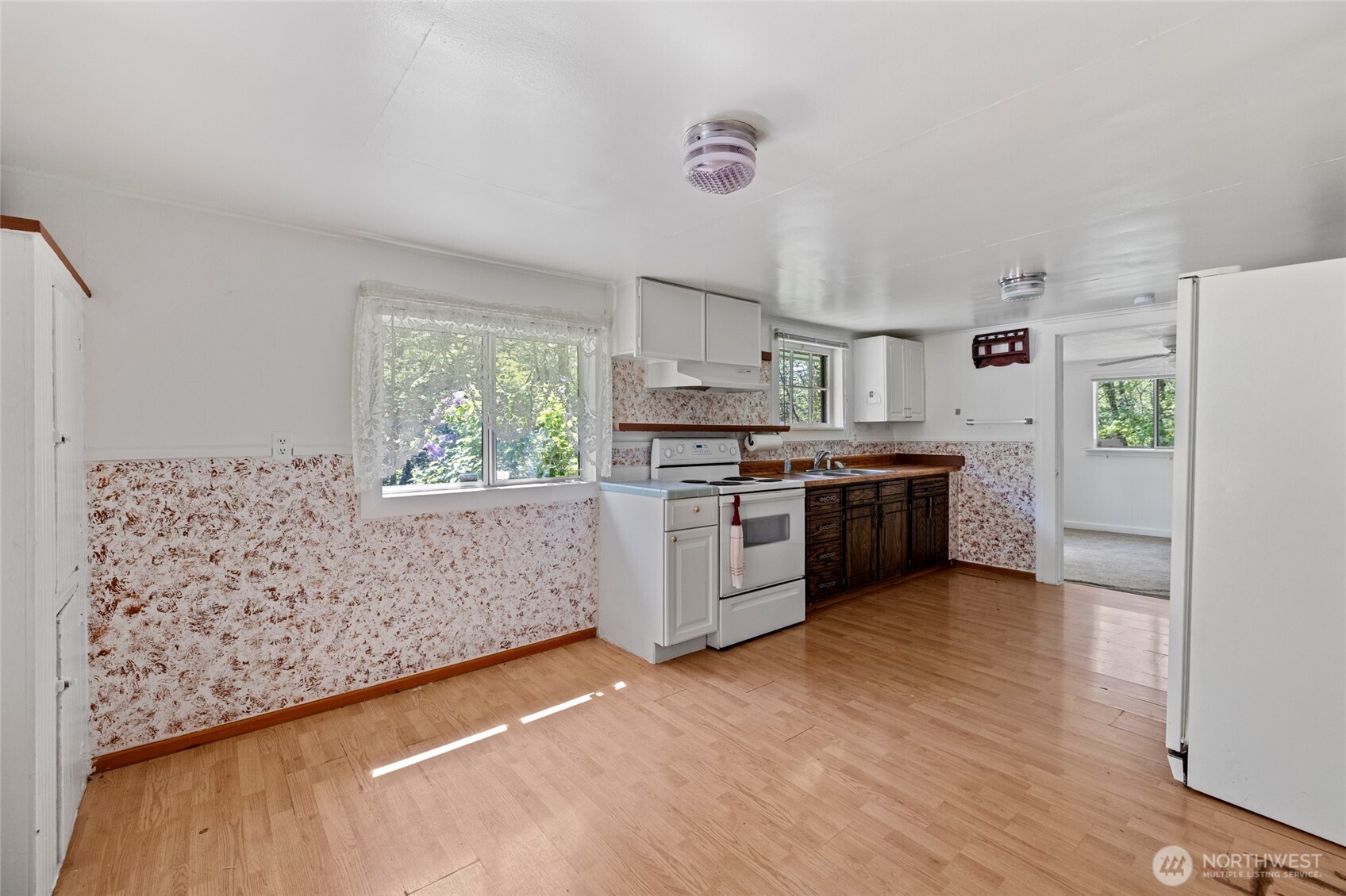 57255 State Route 20 Property Photo 26