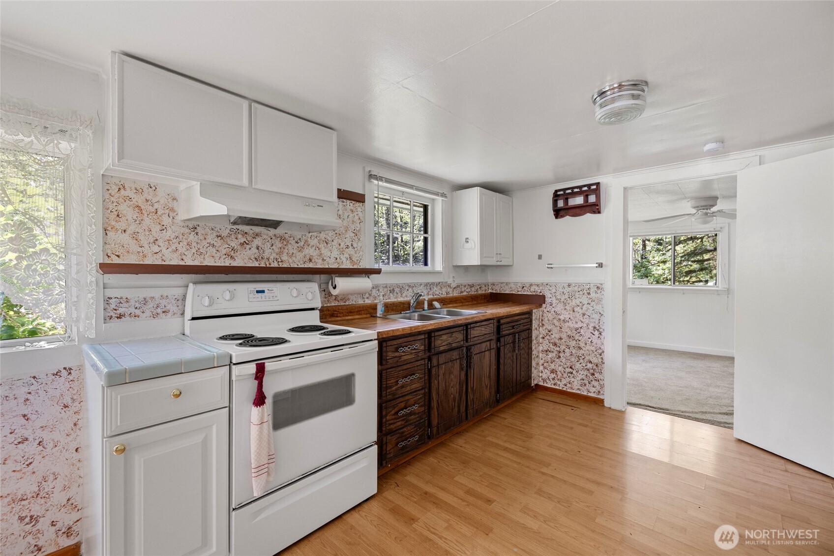 57255 State Route 20 Property Photo 27