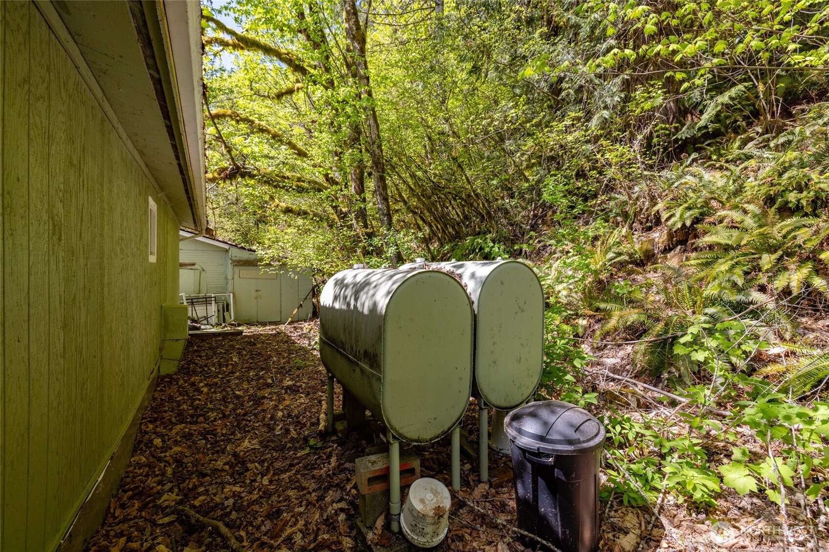 57255 State Route 20 Property Photo 36