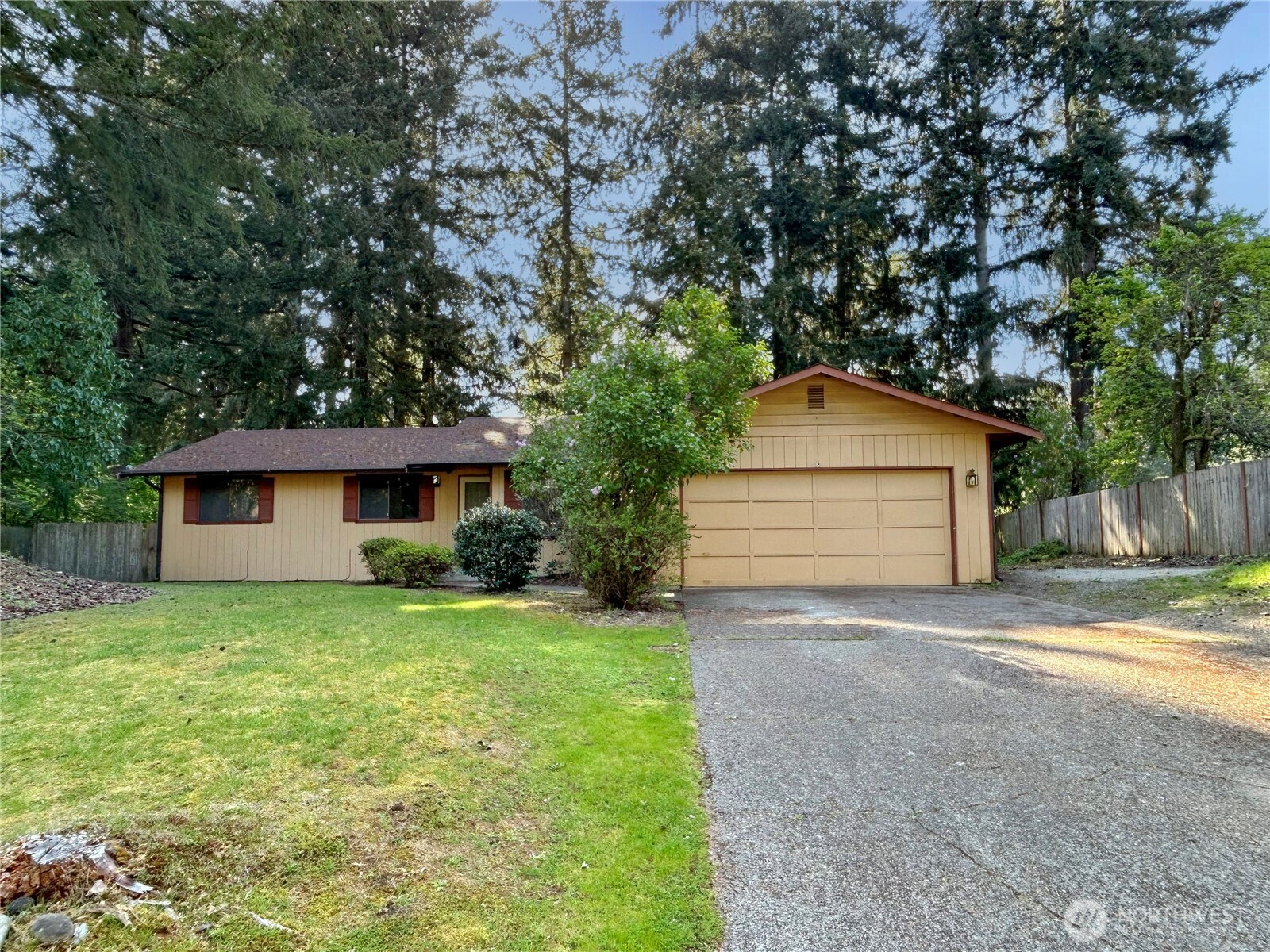 7305 38th Loop Property Photo 1