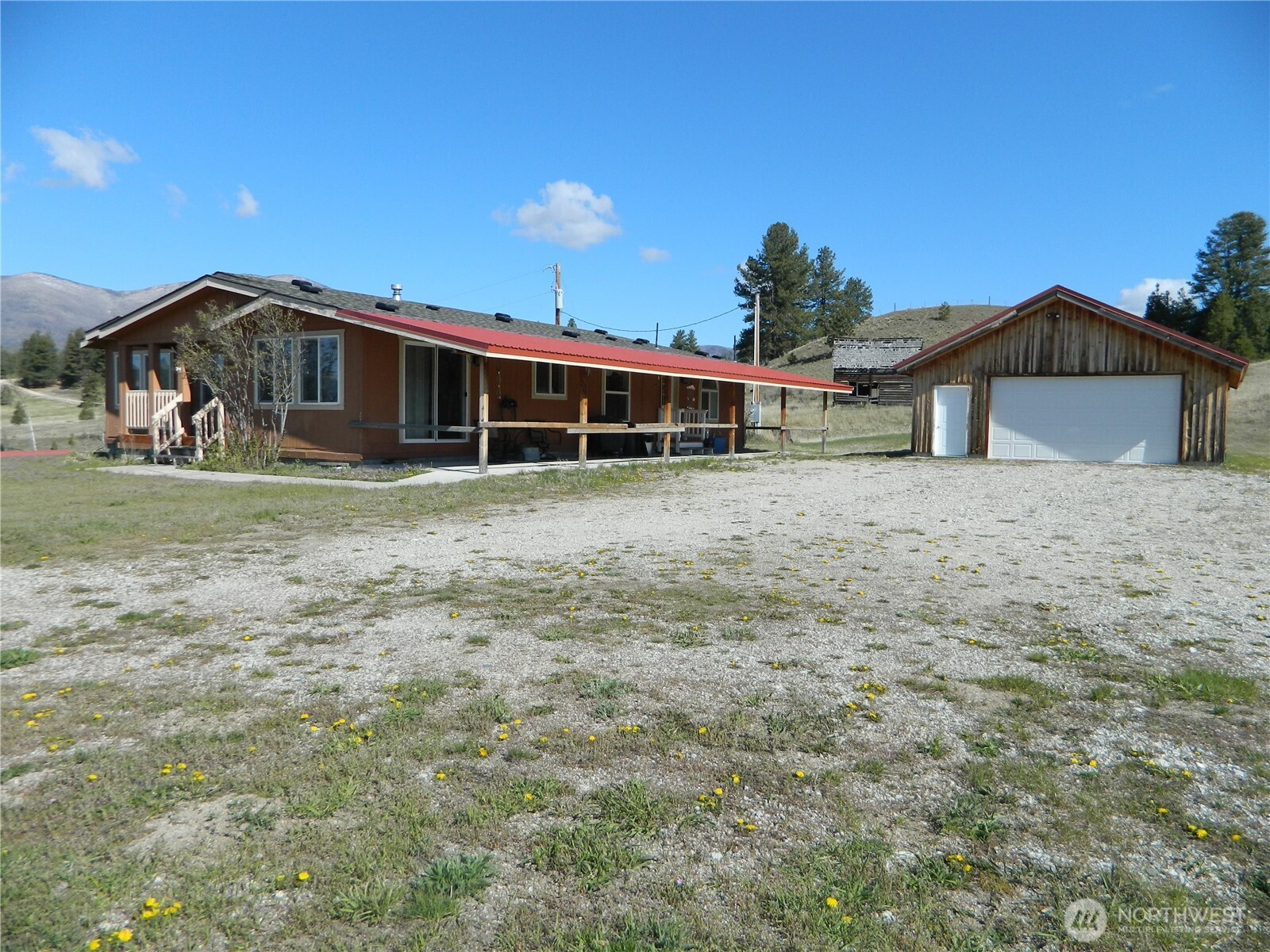 100 Summer Road Property Photo 2