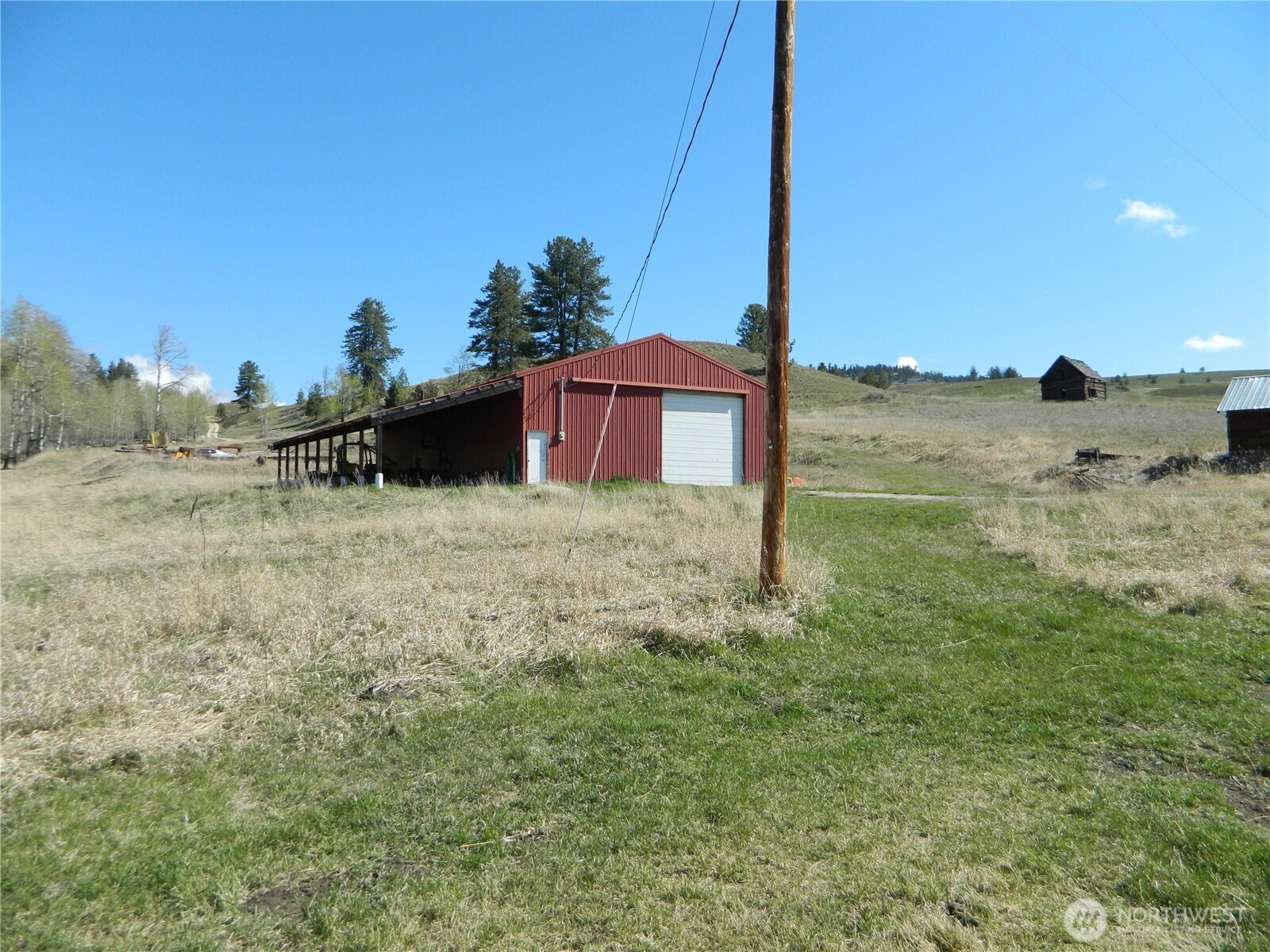 100 Summer Road Property Photo 6