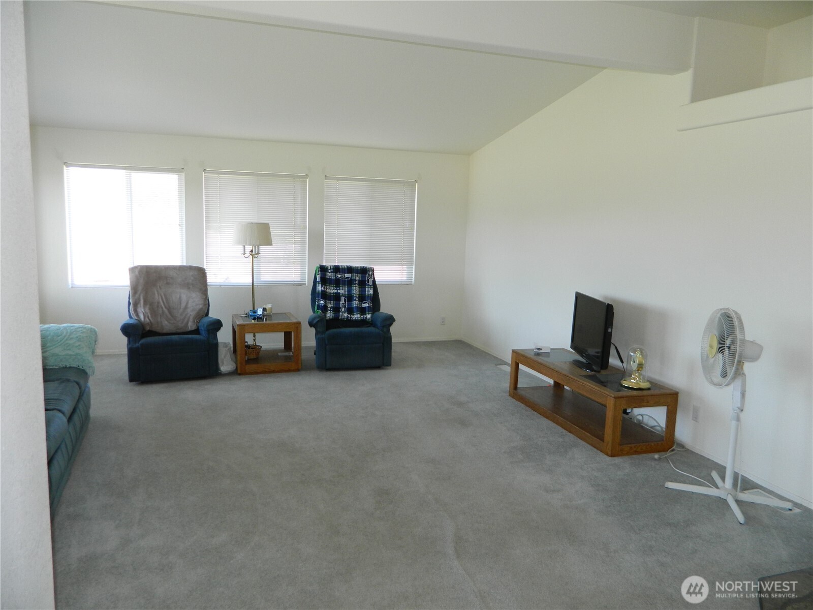 100 Summer Road Property Photo 11